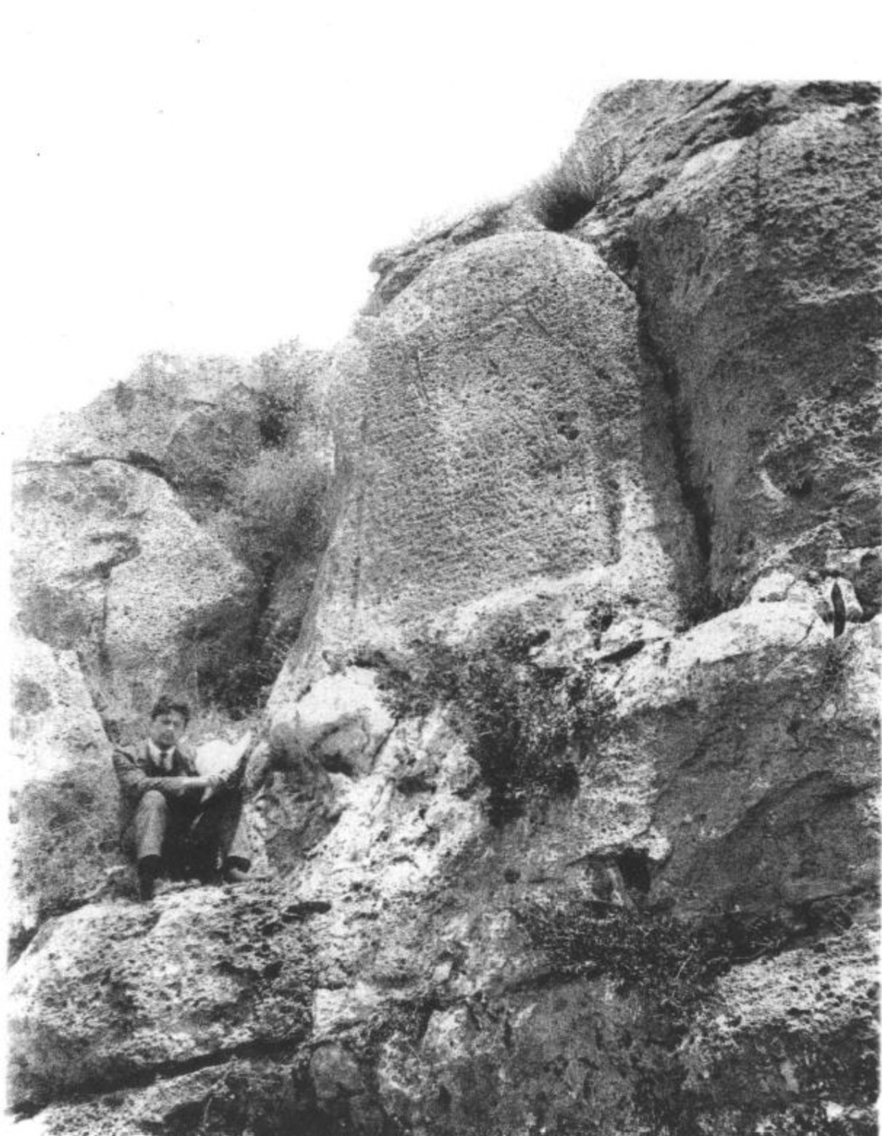 FileAadloun_Stele_03.jpg