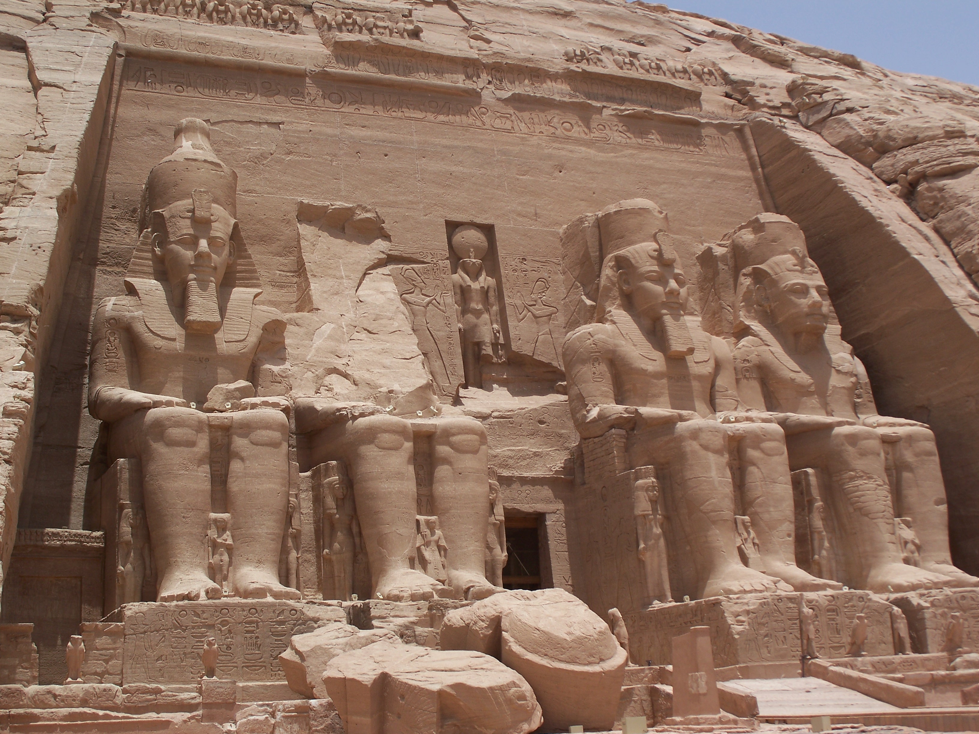 FileAbu_Simbel_Temple_May_30_2007.jpg