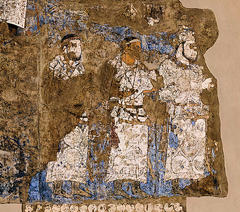 FileAmbassadors_from_Chaganian_central_figure_inscription_of_the_neck_and_Chach_modern_Tashkent_to_king_Varkhuman_of_Samarkand._648-651_CE_Afrasiyab_Samarkand.jpg