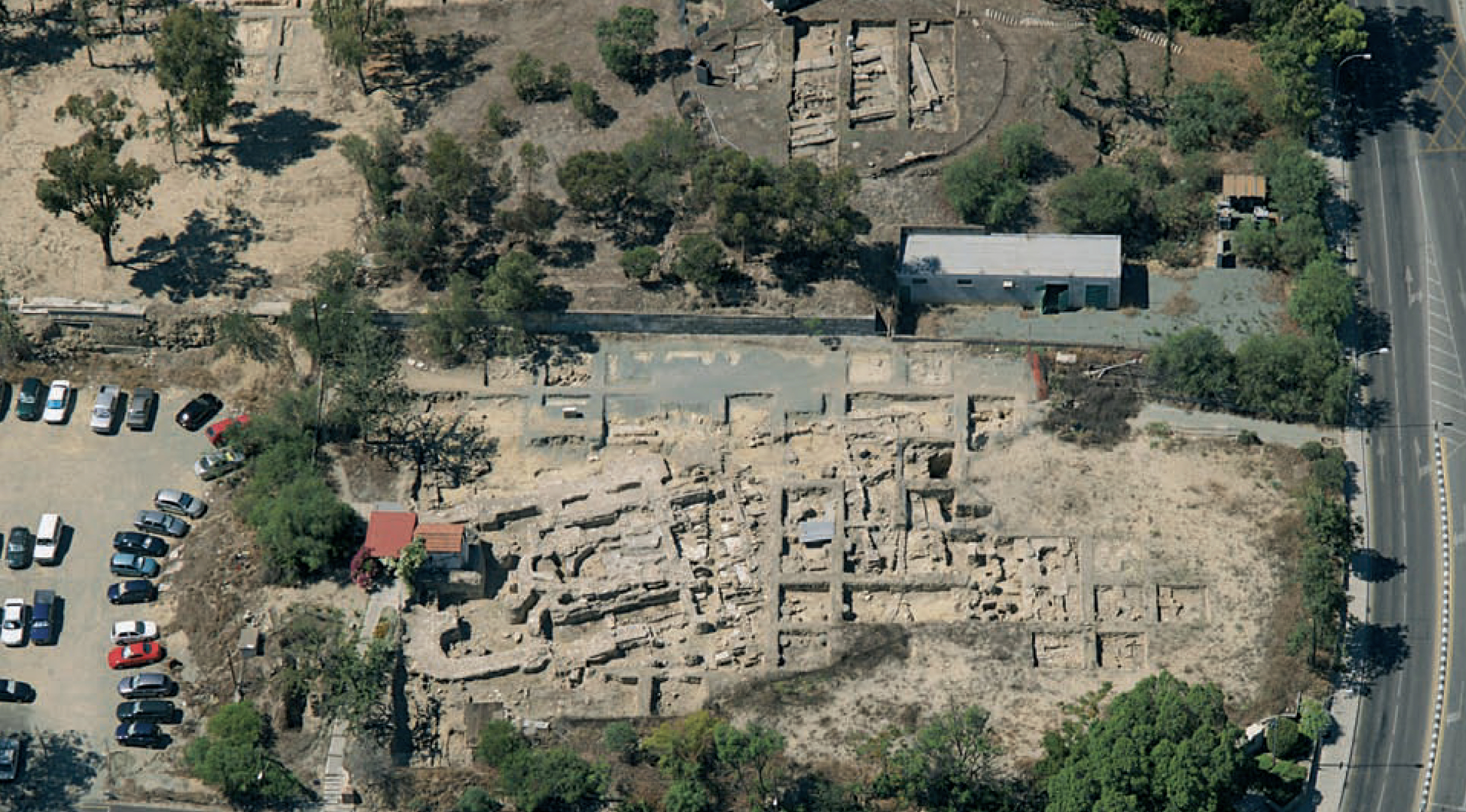 FileAgios_Georgios_excavation.jpg