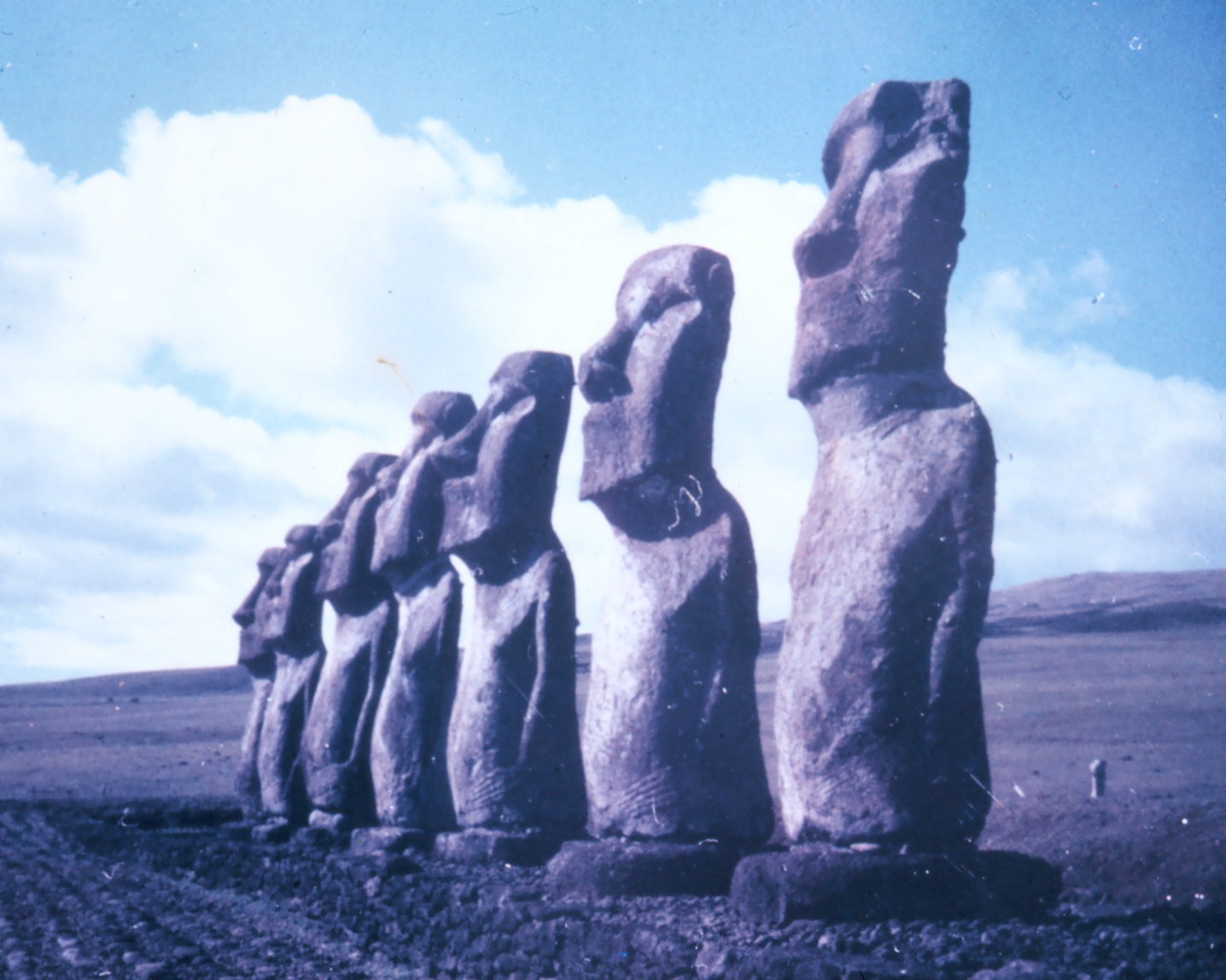 FileEasterstatues.jpg