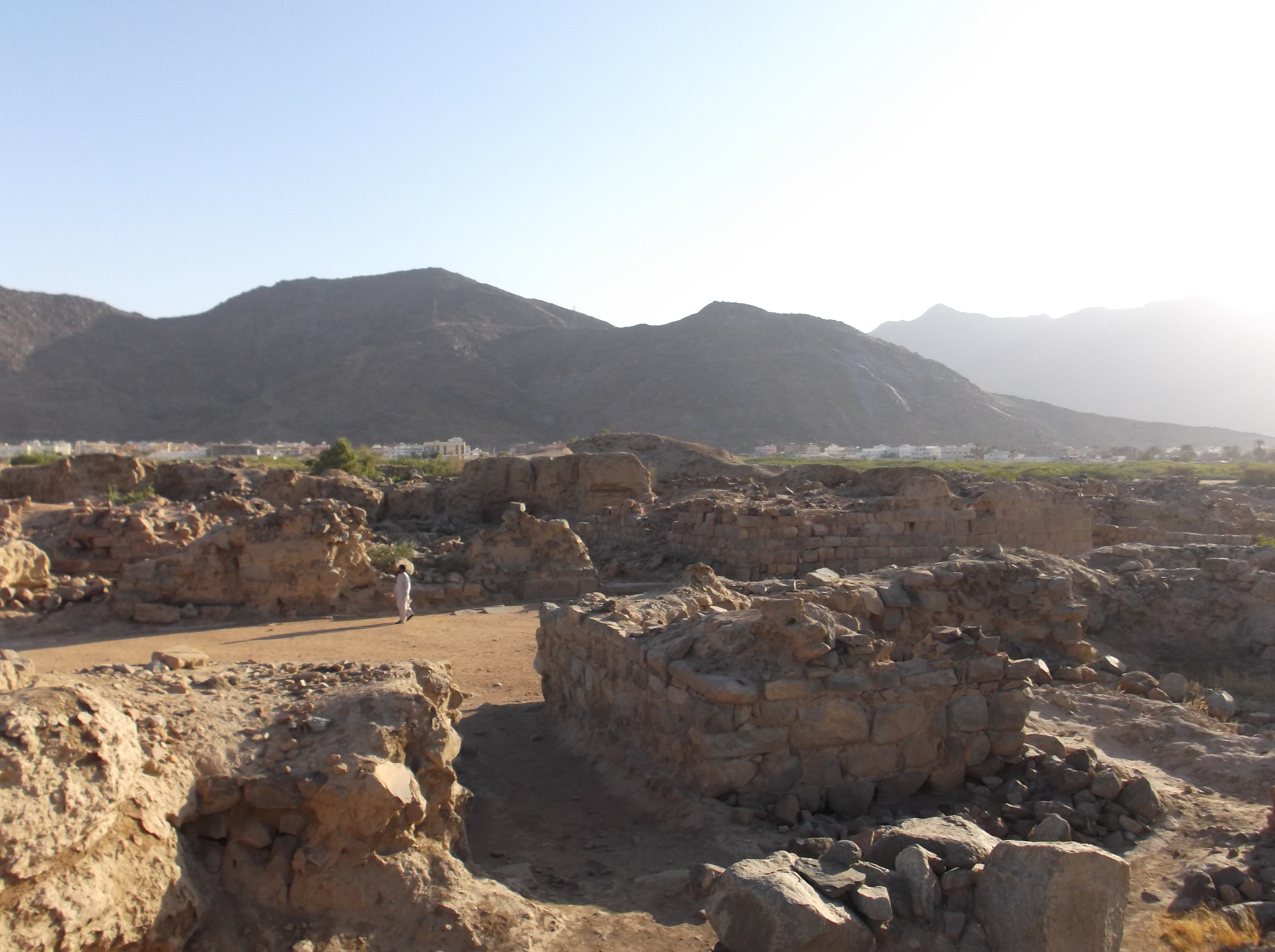 FileAlUkhdood_Village_04.jpg