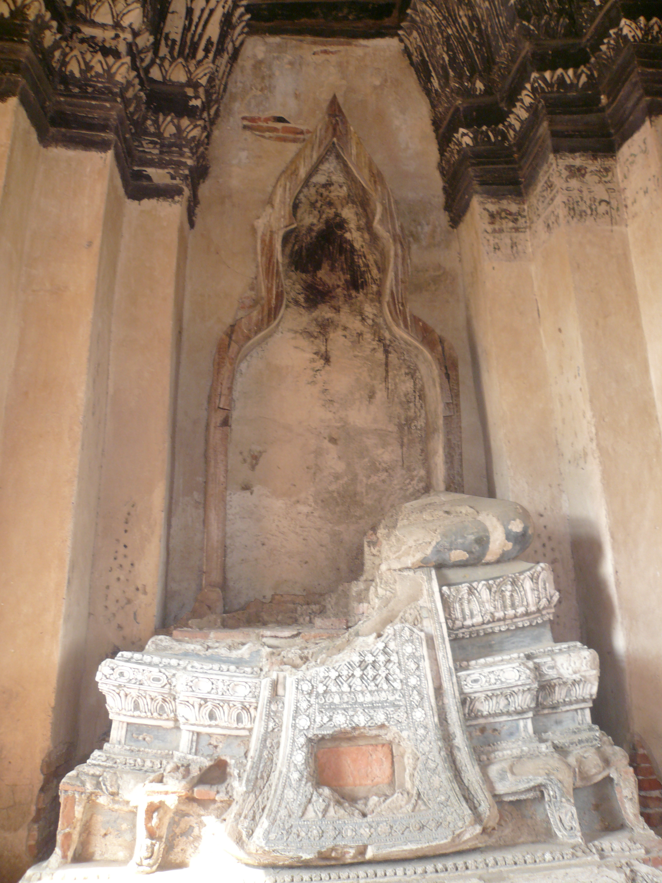 FileHistoric_City_of_Ayutthaya-111235.jpg