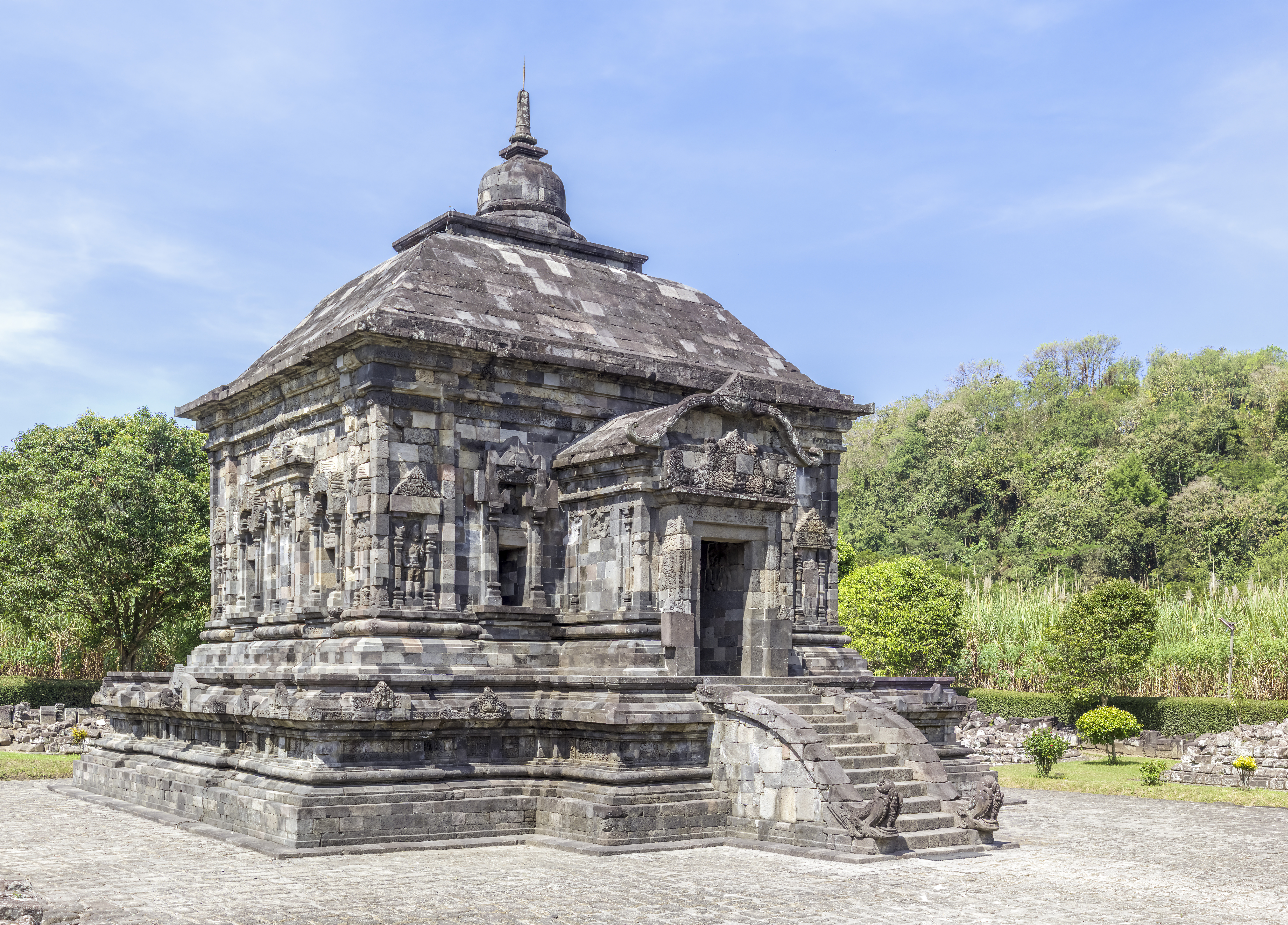 FileBanyunibo_Temple_2014-05-31_01.jpg