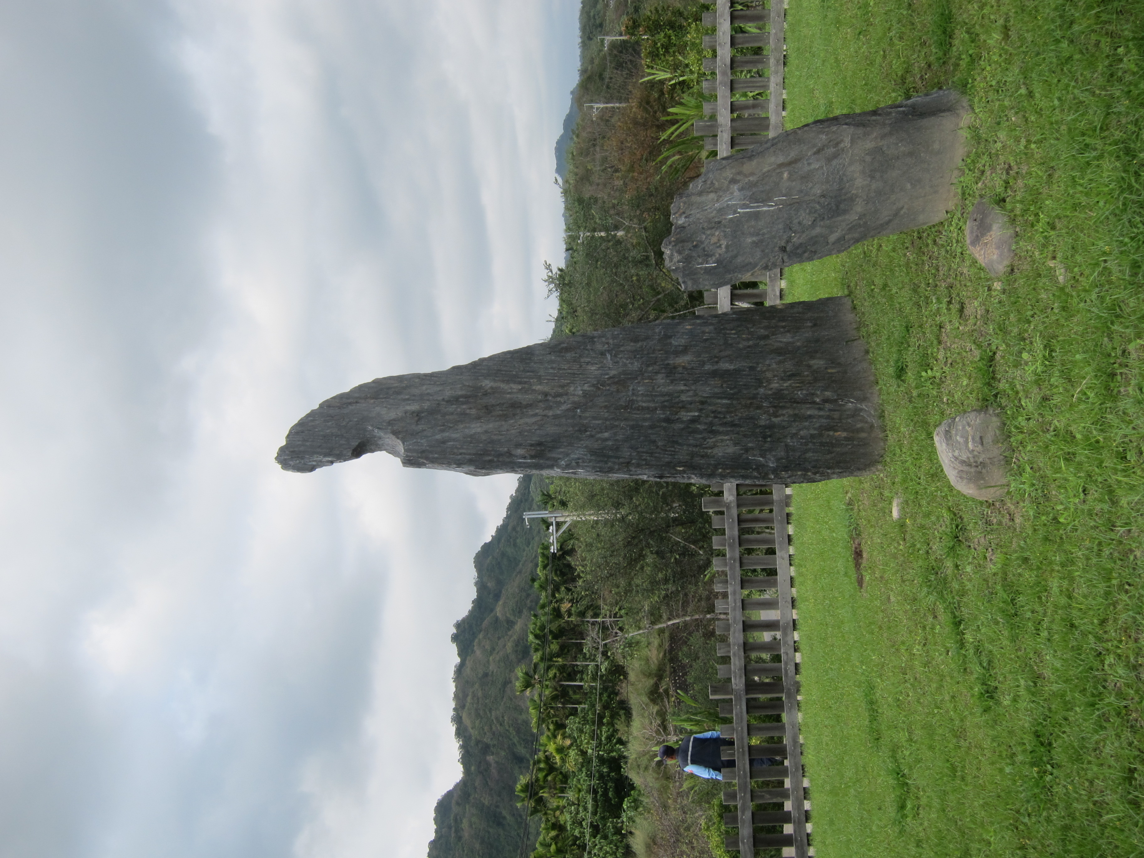 FileDulan_Stone_Wall_-_4.JPG