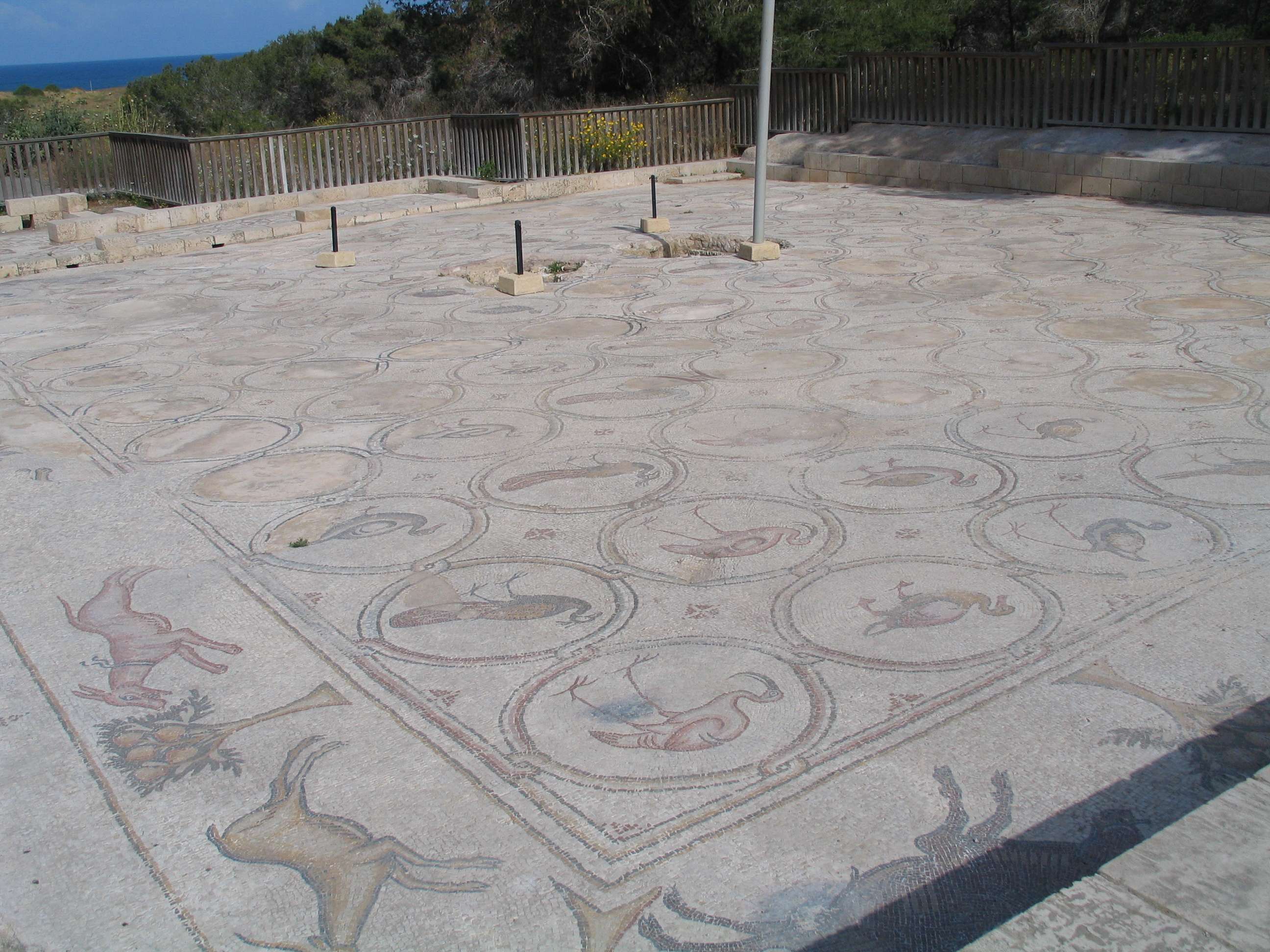 FileCaesarea-Maritima-2-234.jpg