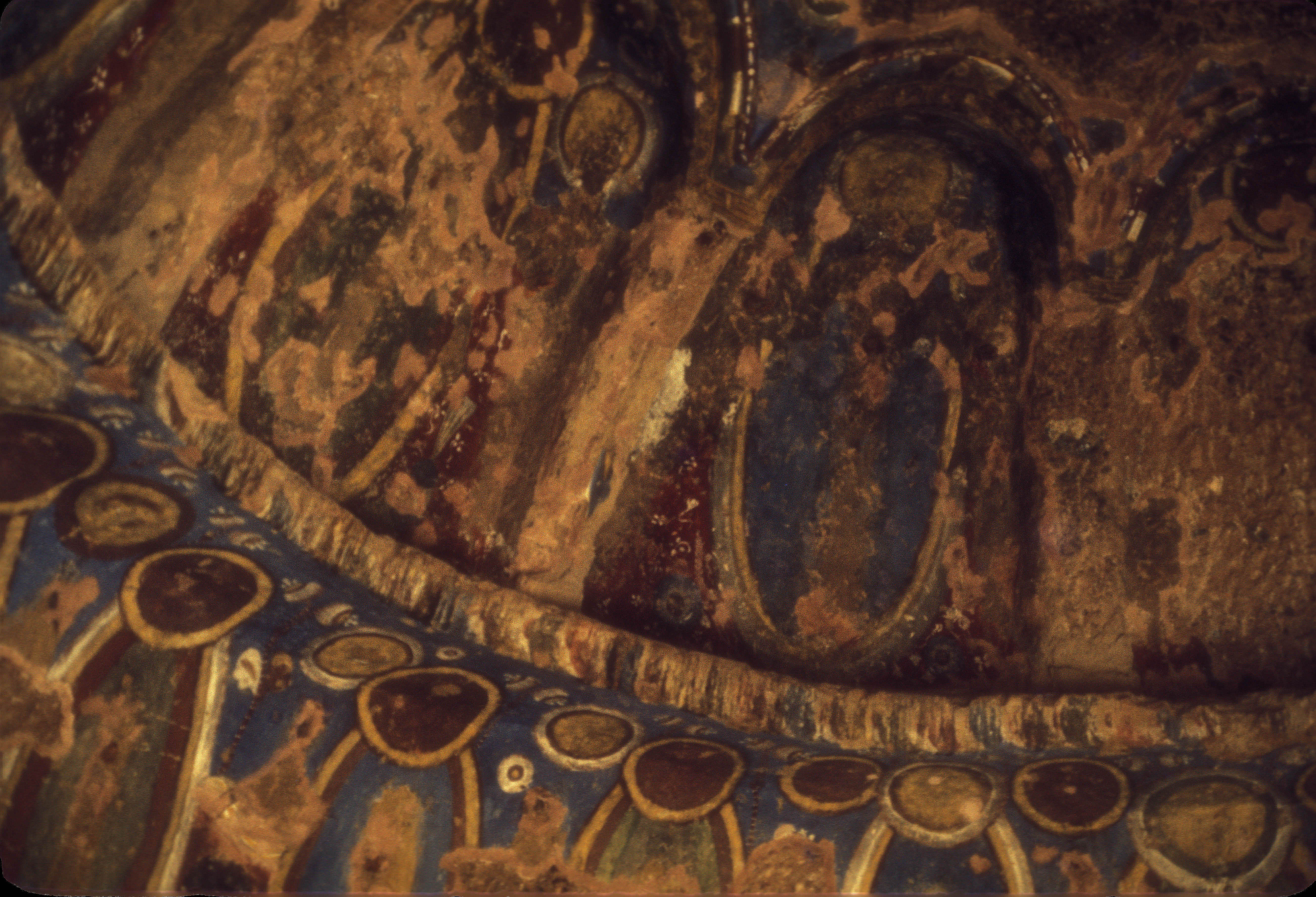 FileBAMIYAN_BUDDHAS_-_GROTTO_PAINTINGS.jpg