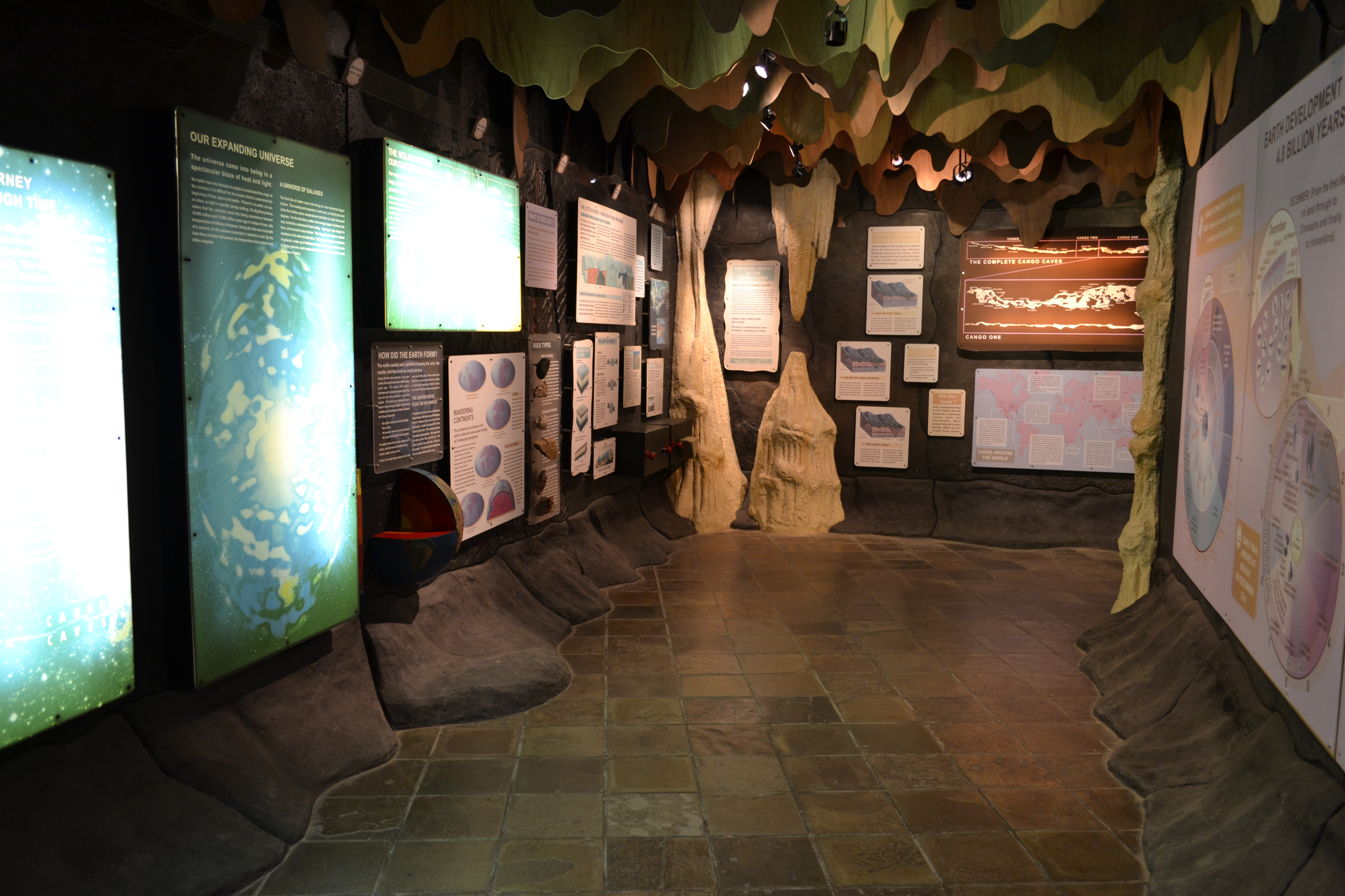 FileCango_Caves_De_Kombuis_Oudtshoorn_020.jpg