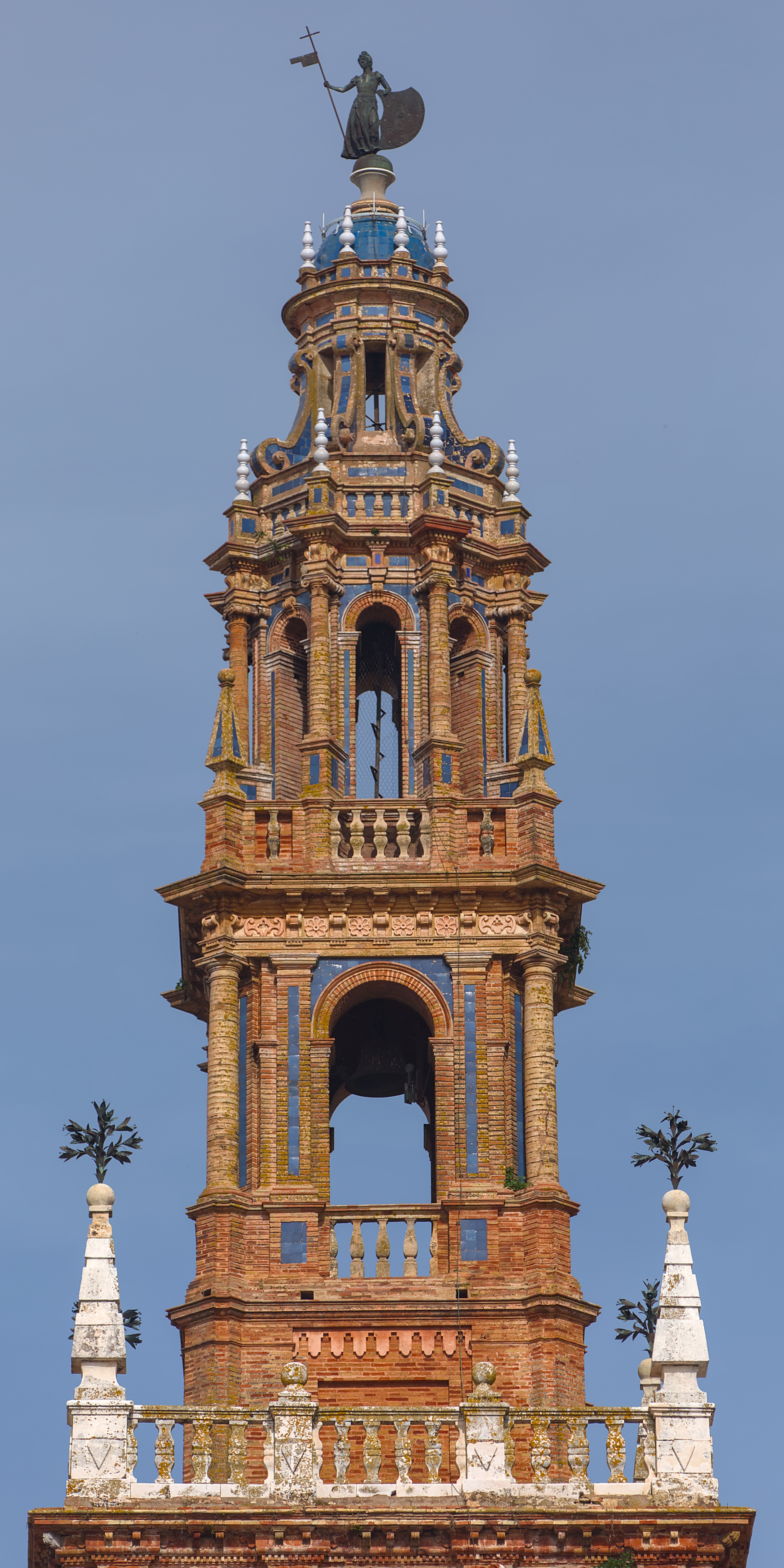 FileCarmona_-_Iglesia_de_San_Pedro_-_Belltower_-_3.jpg