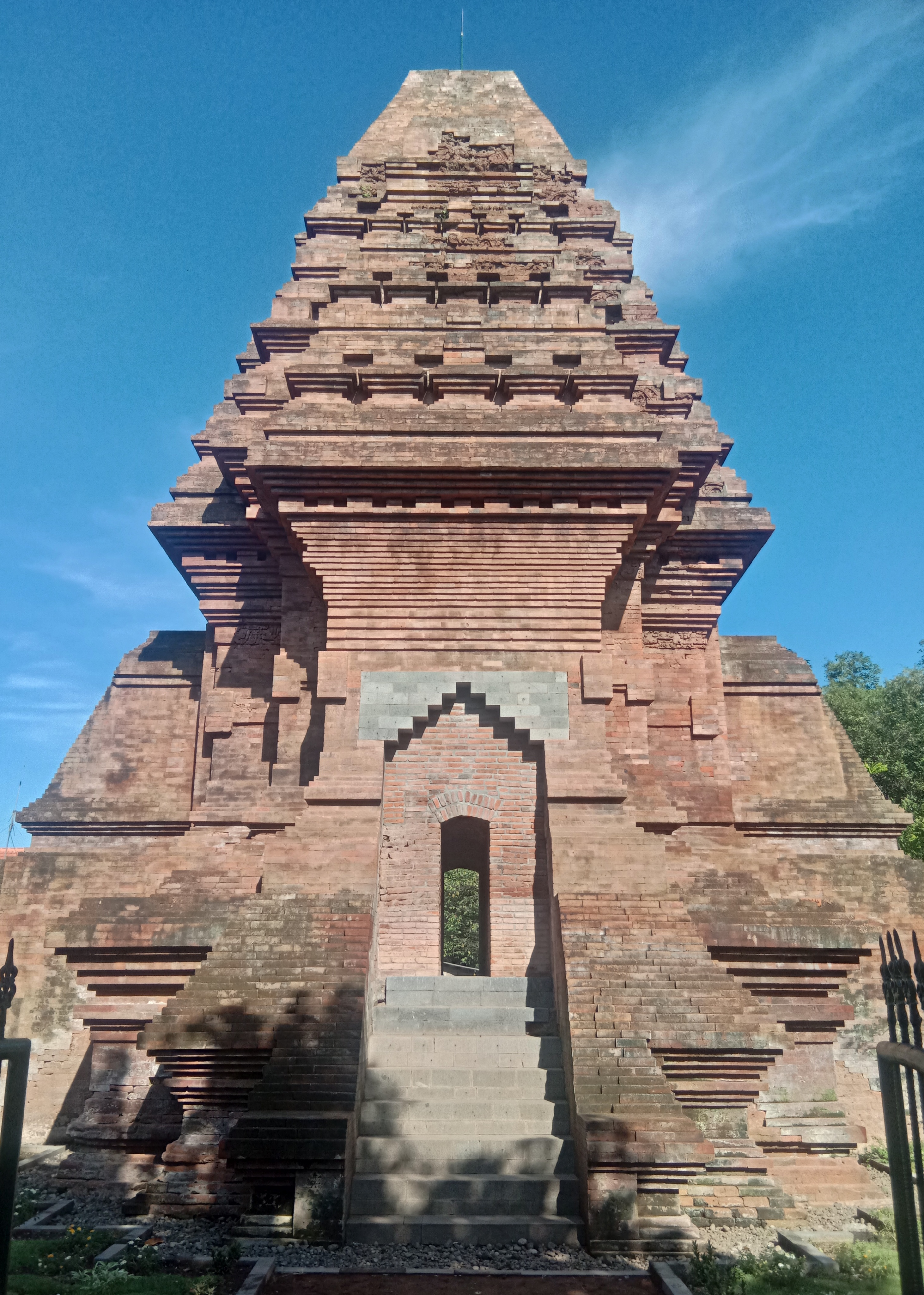 Dermo Temple