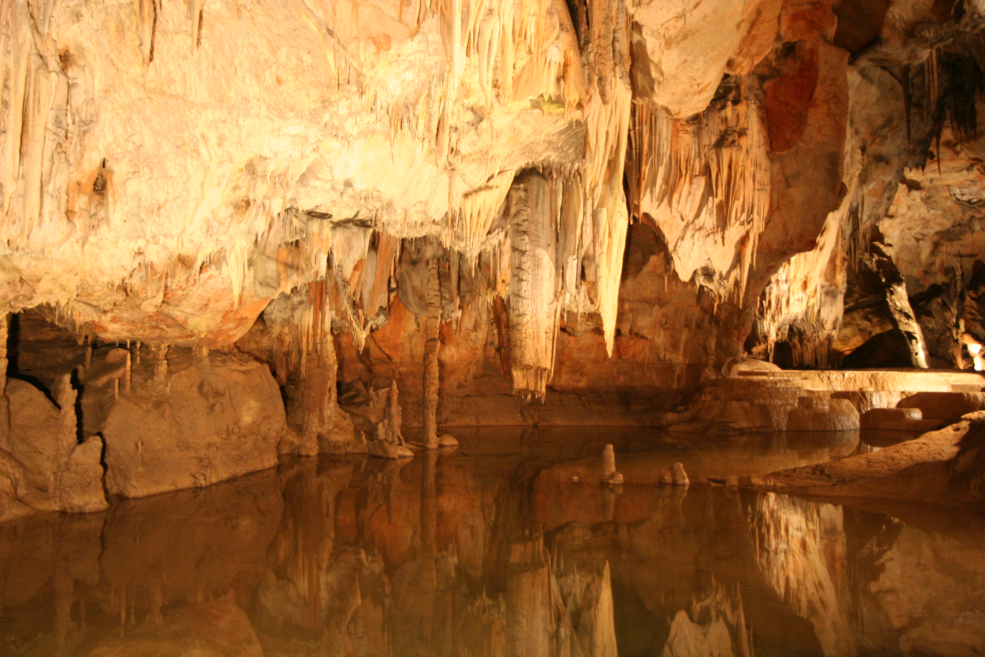 FileDomica_Cave_13.jpg