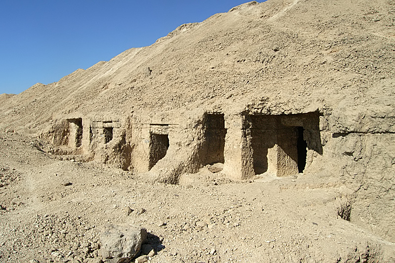 FileHawawishRockTombs.jpg