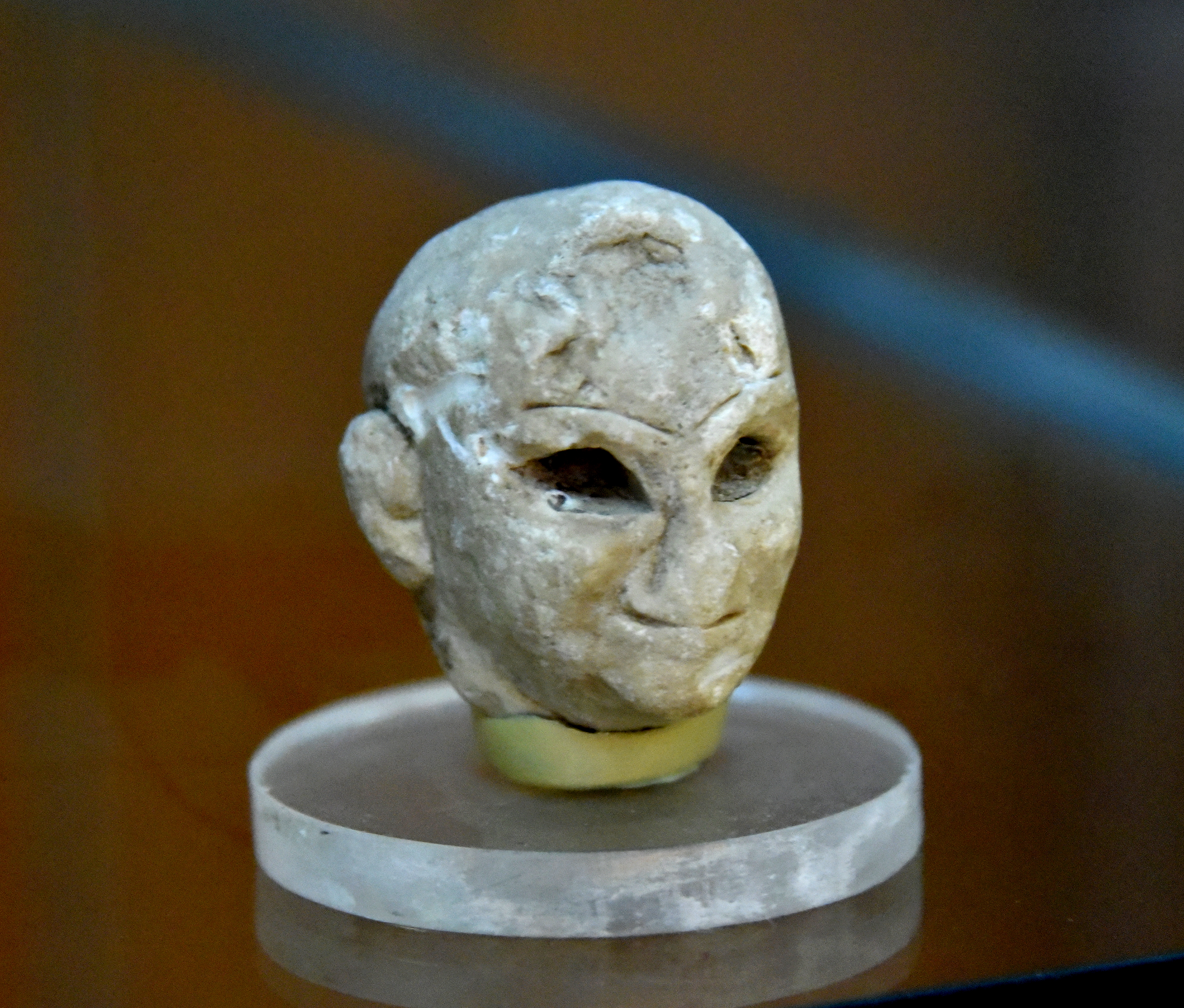FileHead_of_a_statue_from_Tell_Asmar_excavated_by_the_Oriental_Institute_in_1933._The_Sulaymaniyah_Museum.jpg