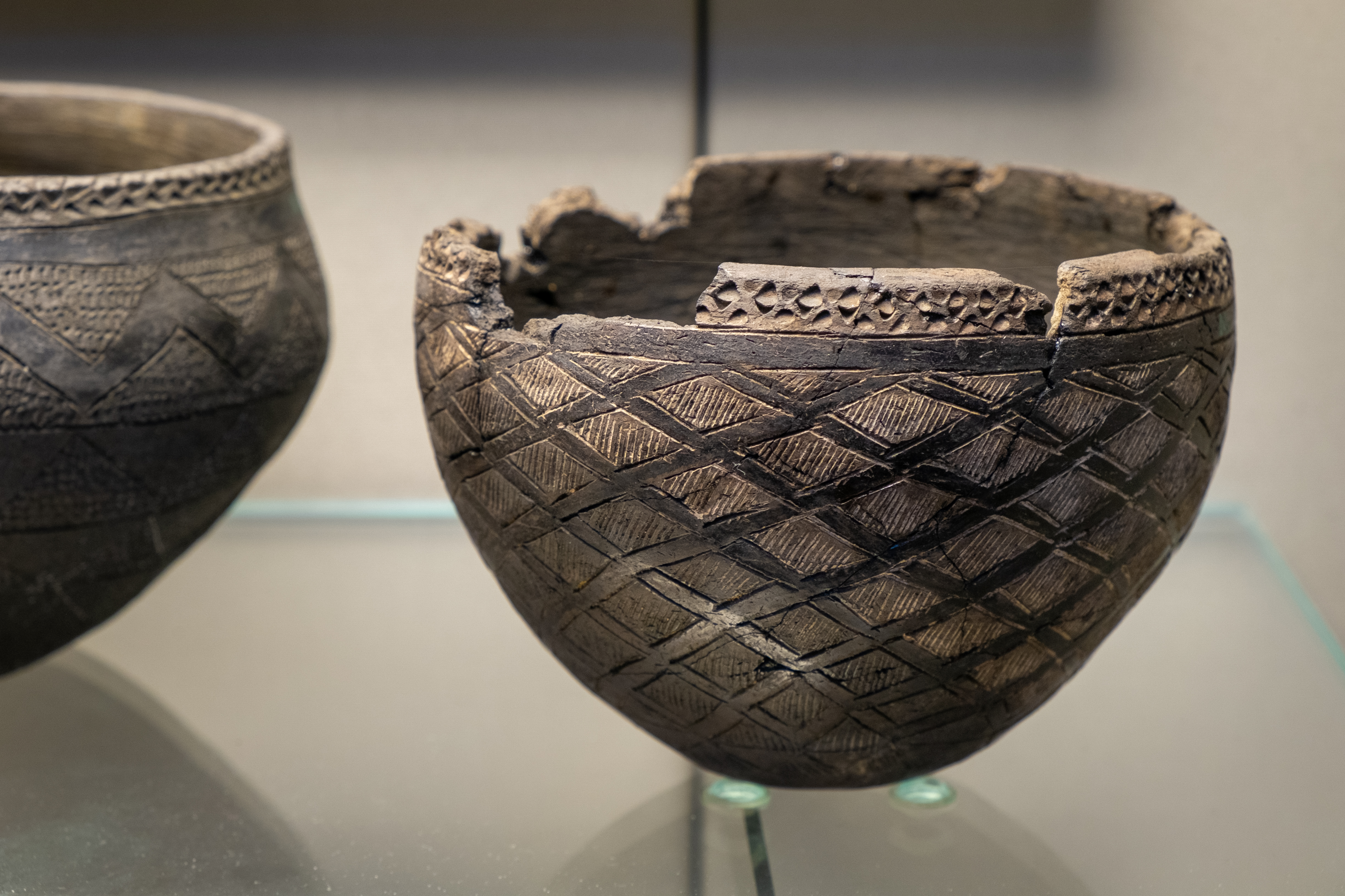 FilePottery_of_the_C-Group_people_2300-1600_BCE_Faras_British_Museum_EA51244.jpg