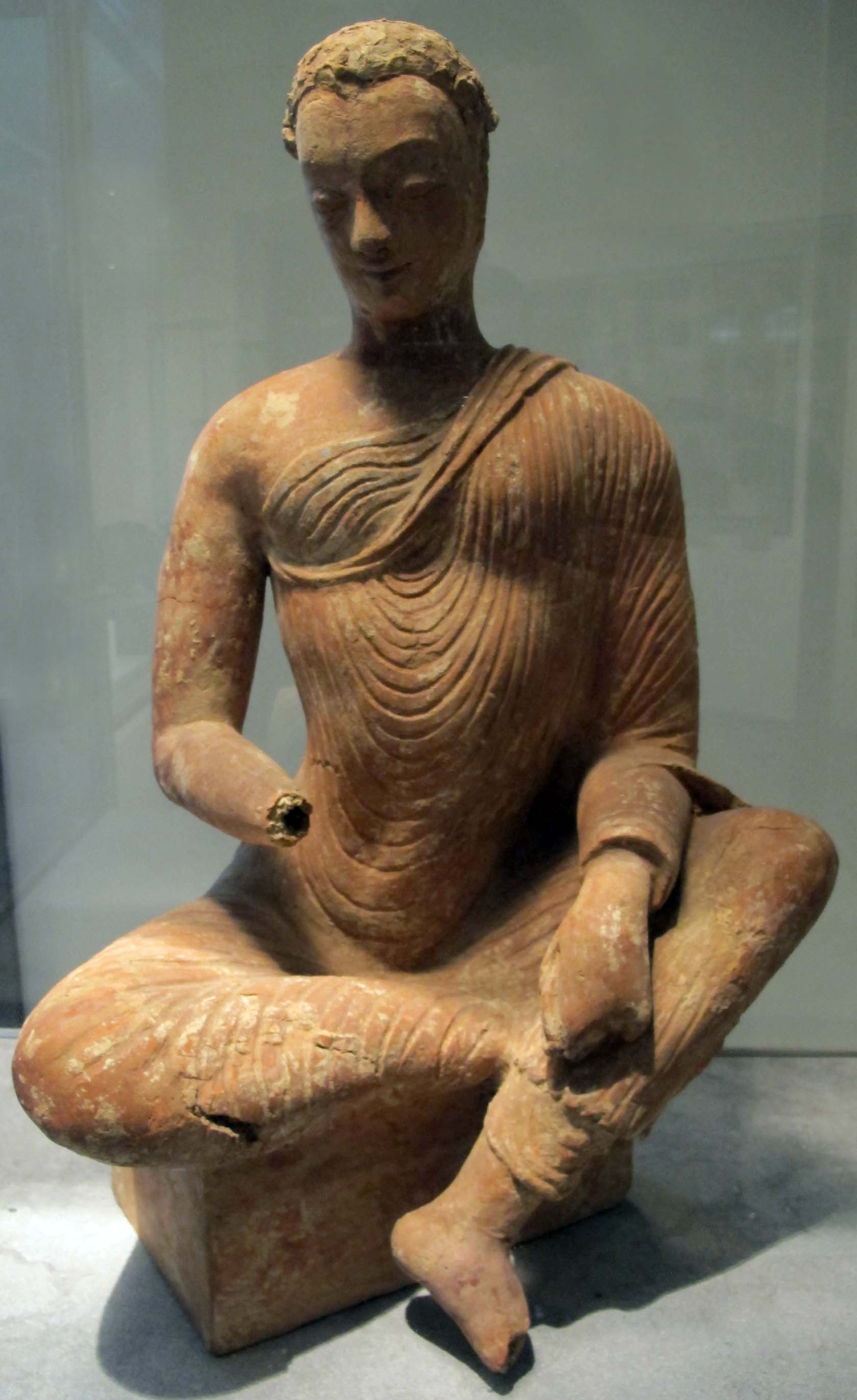 FileAfghanistan_buddha_seduto_in_rilassamento_valle_di_ghorband_monastero_di_fondukistan_VII_sec.JPG