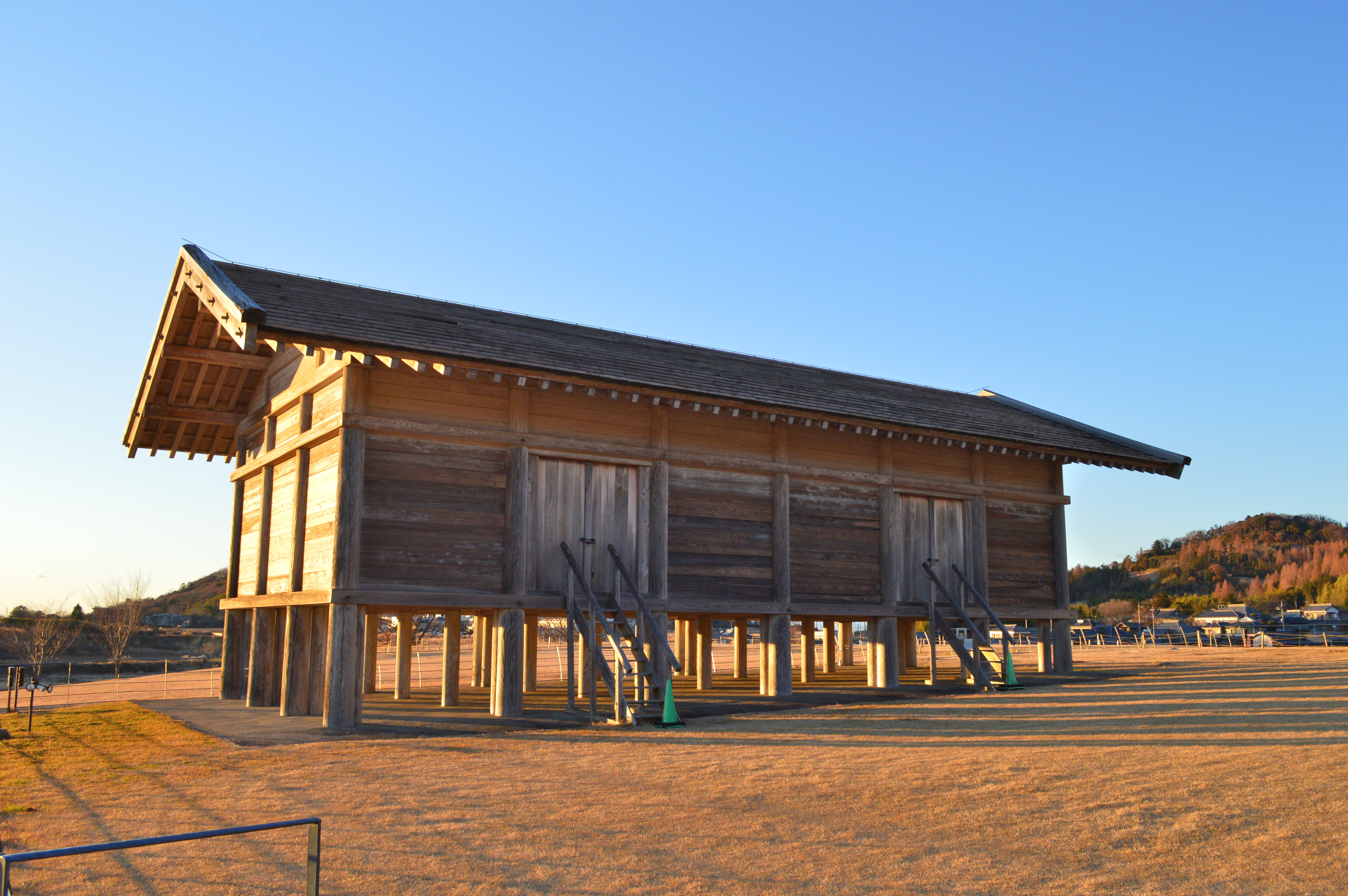 FileHirasawa-kanga_ruins_itakura.JPG