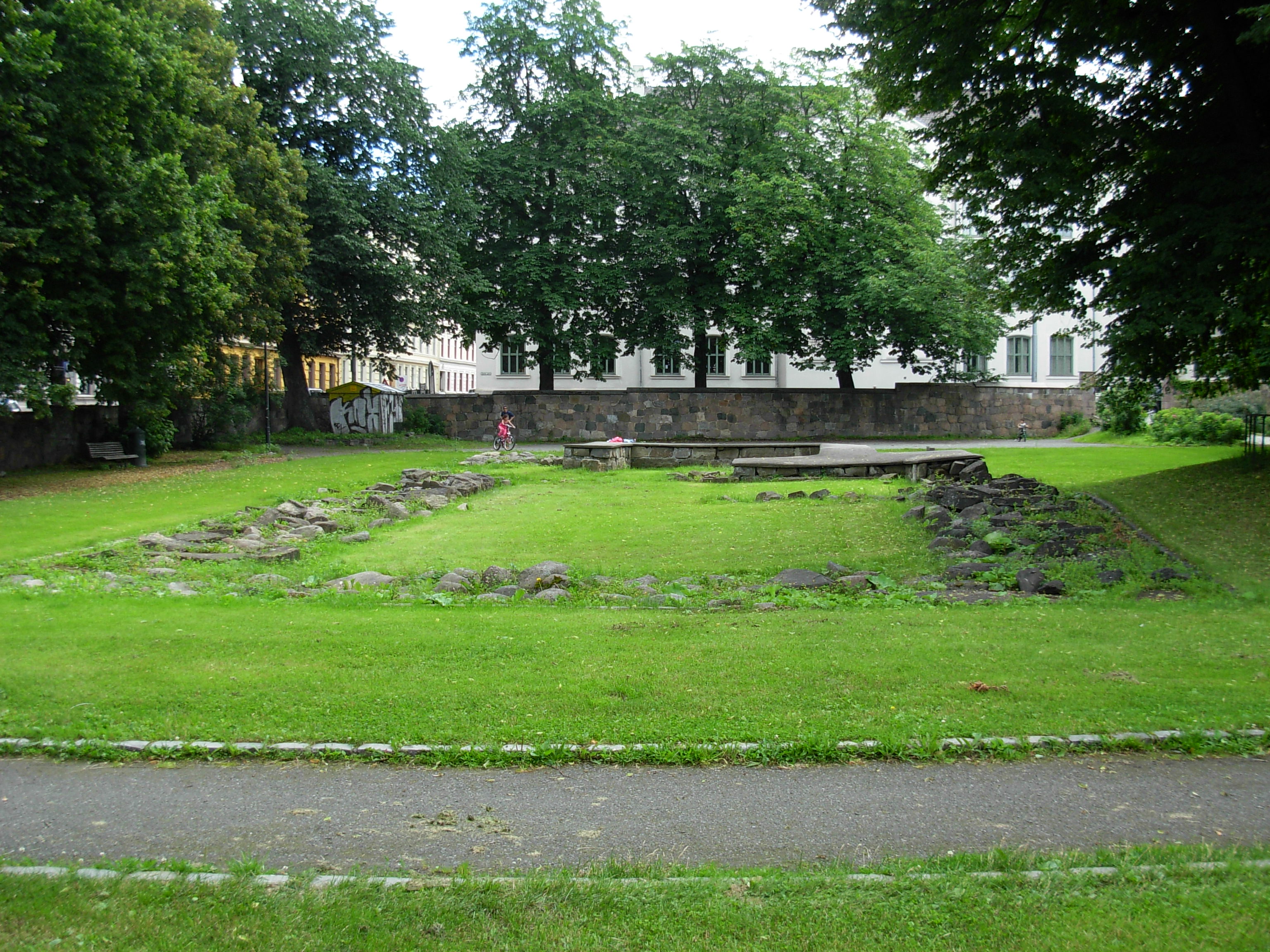 FileRuinparken3.JPG