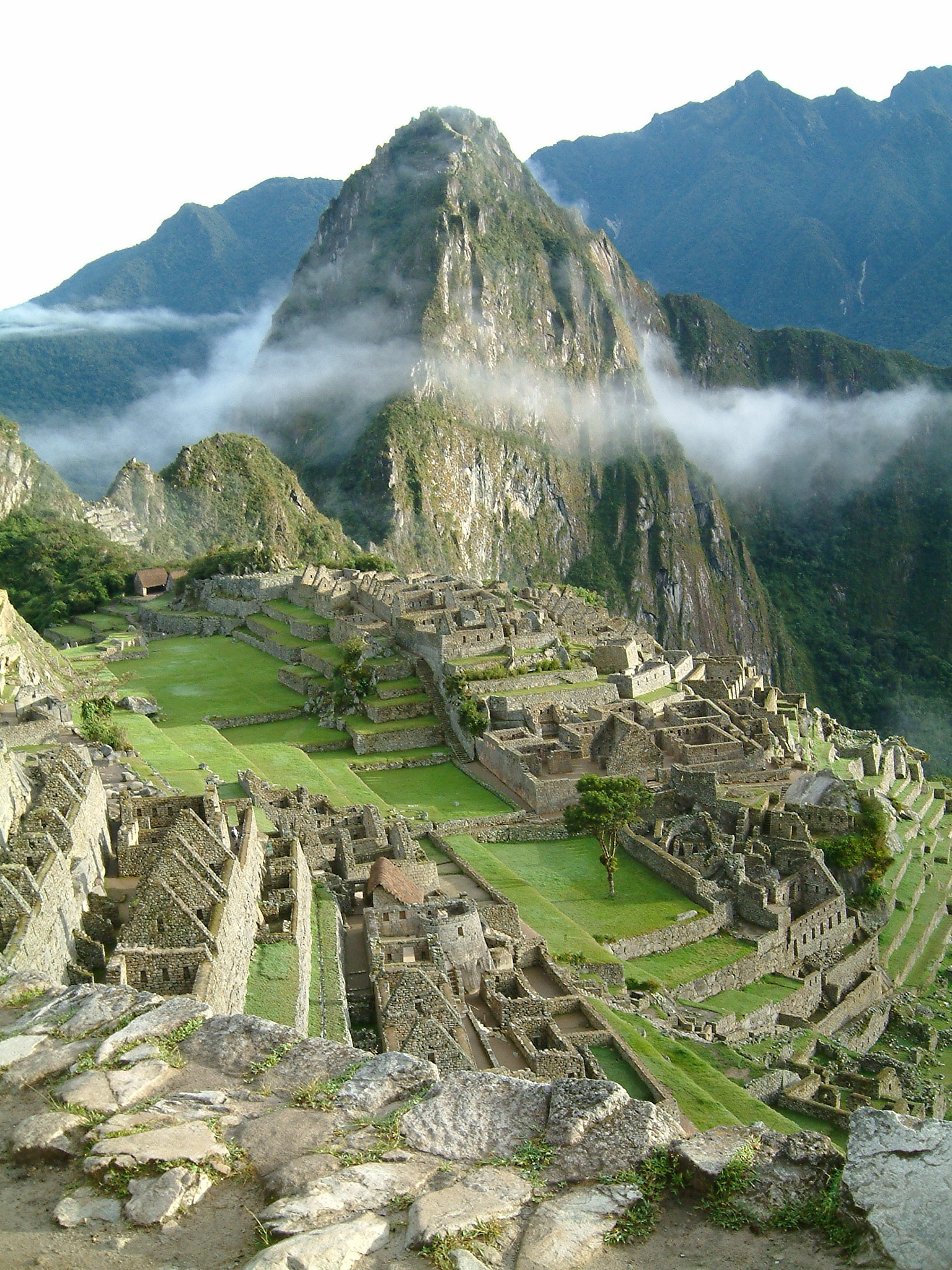 FilePeru_Machu_Picchu_Sunrise.jpg