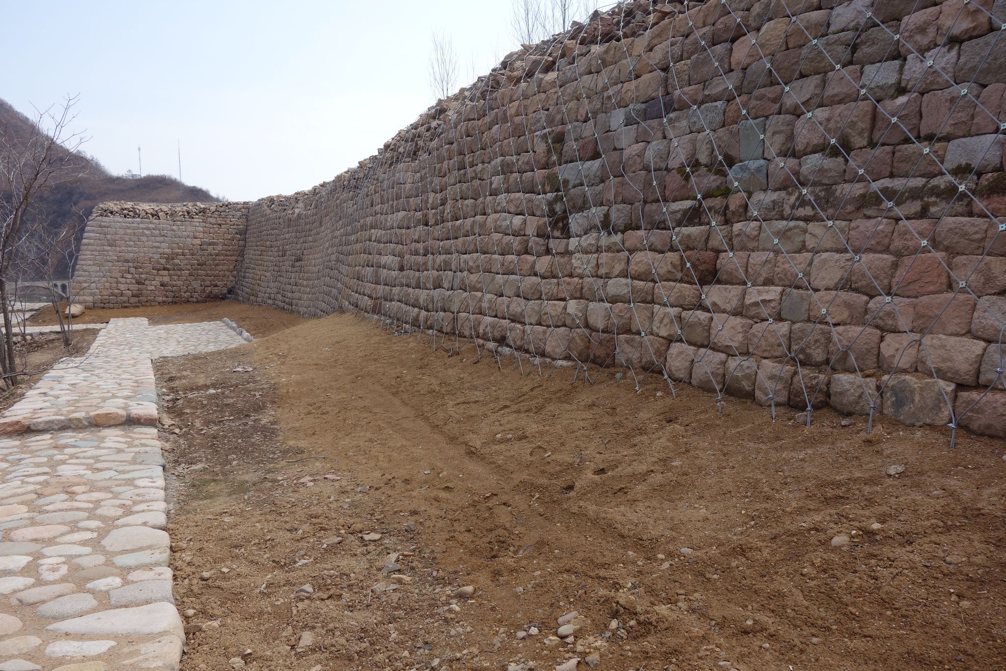 FileHwando_Mountain_Fortress_Wall.JPG