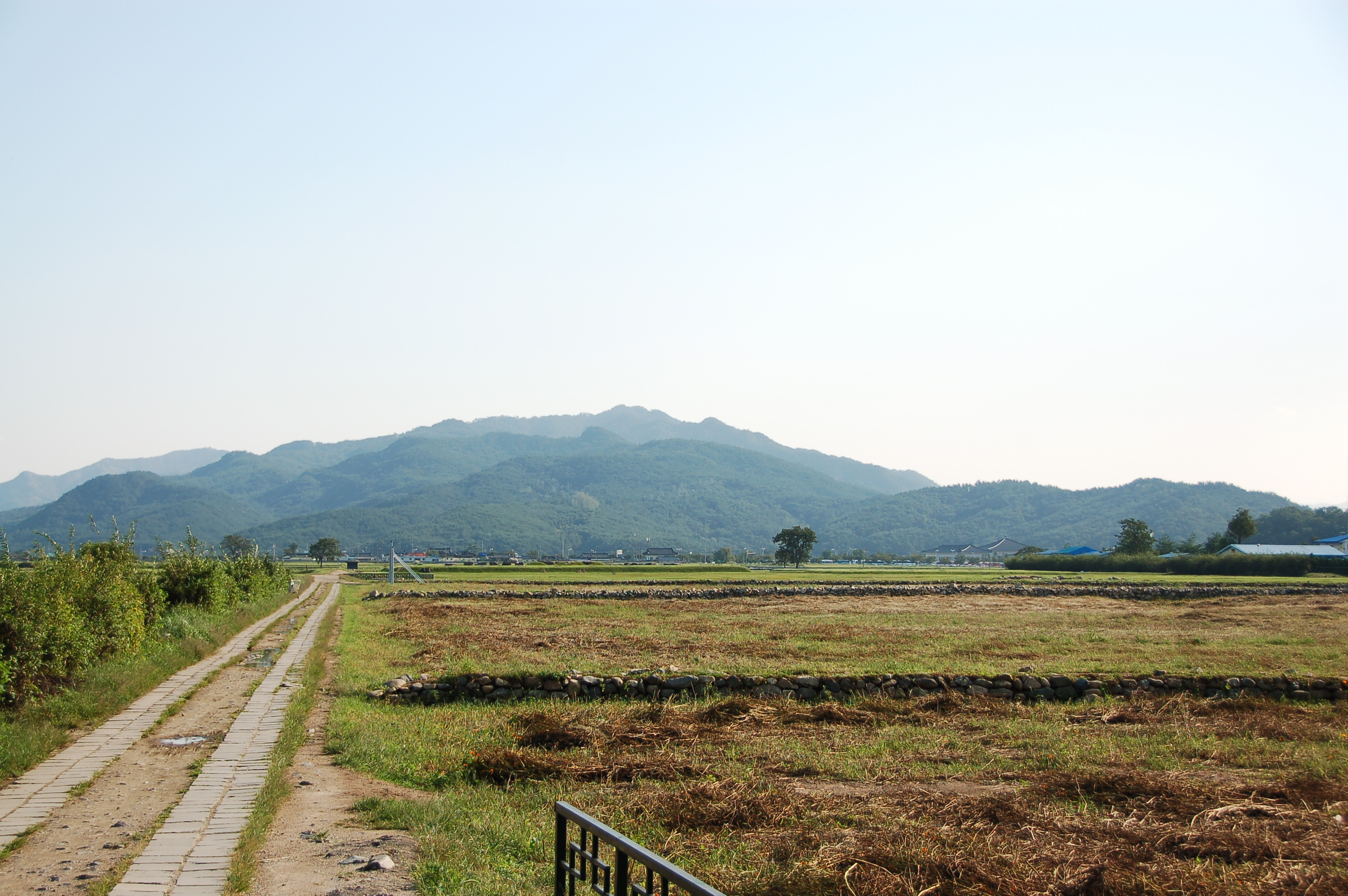 FileKorea-Gyeongju-Hwangnyongsa-02.jpg