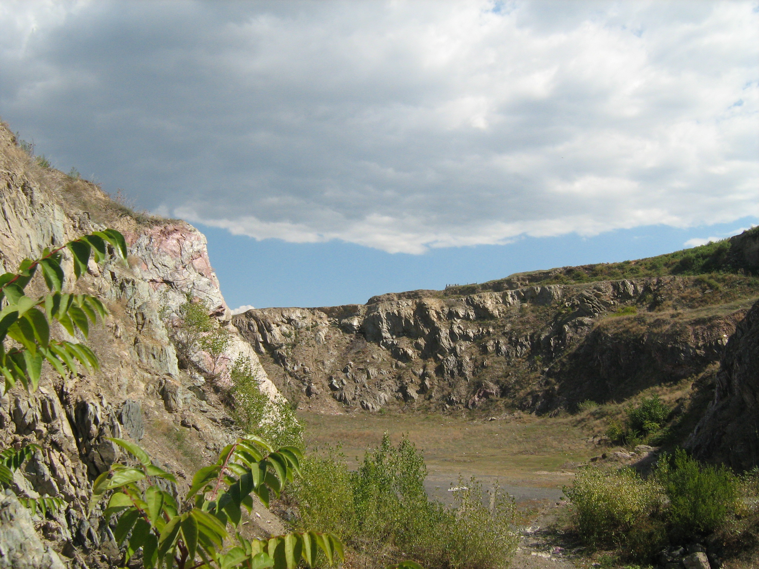 FileIsaccea_Cariera_de_piatra_6.JPG