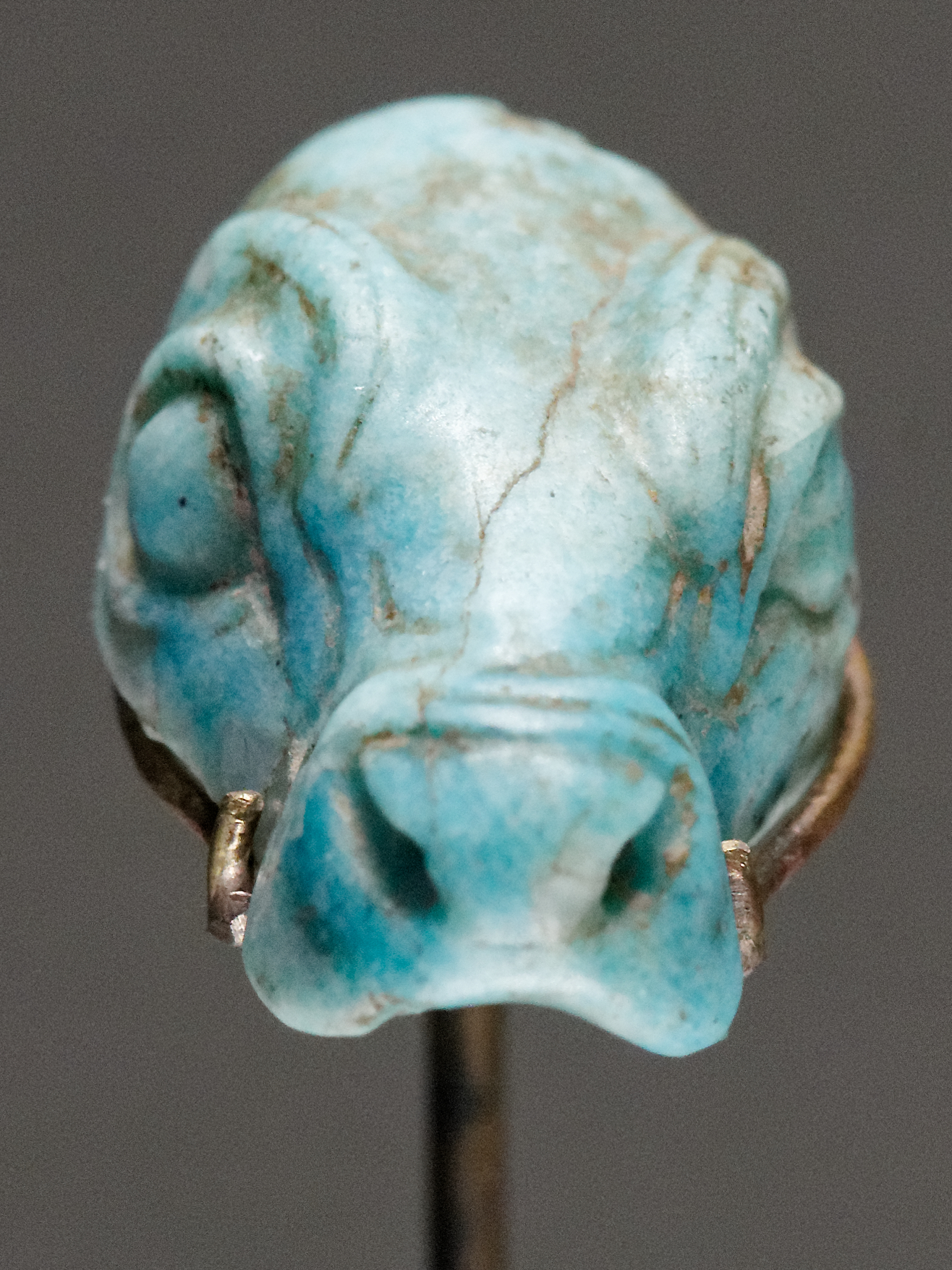 FileAmulet_Kadashman-Turgu_Louvre_AO_4633.jpg