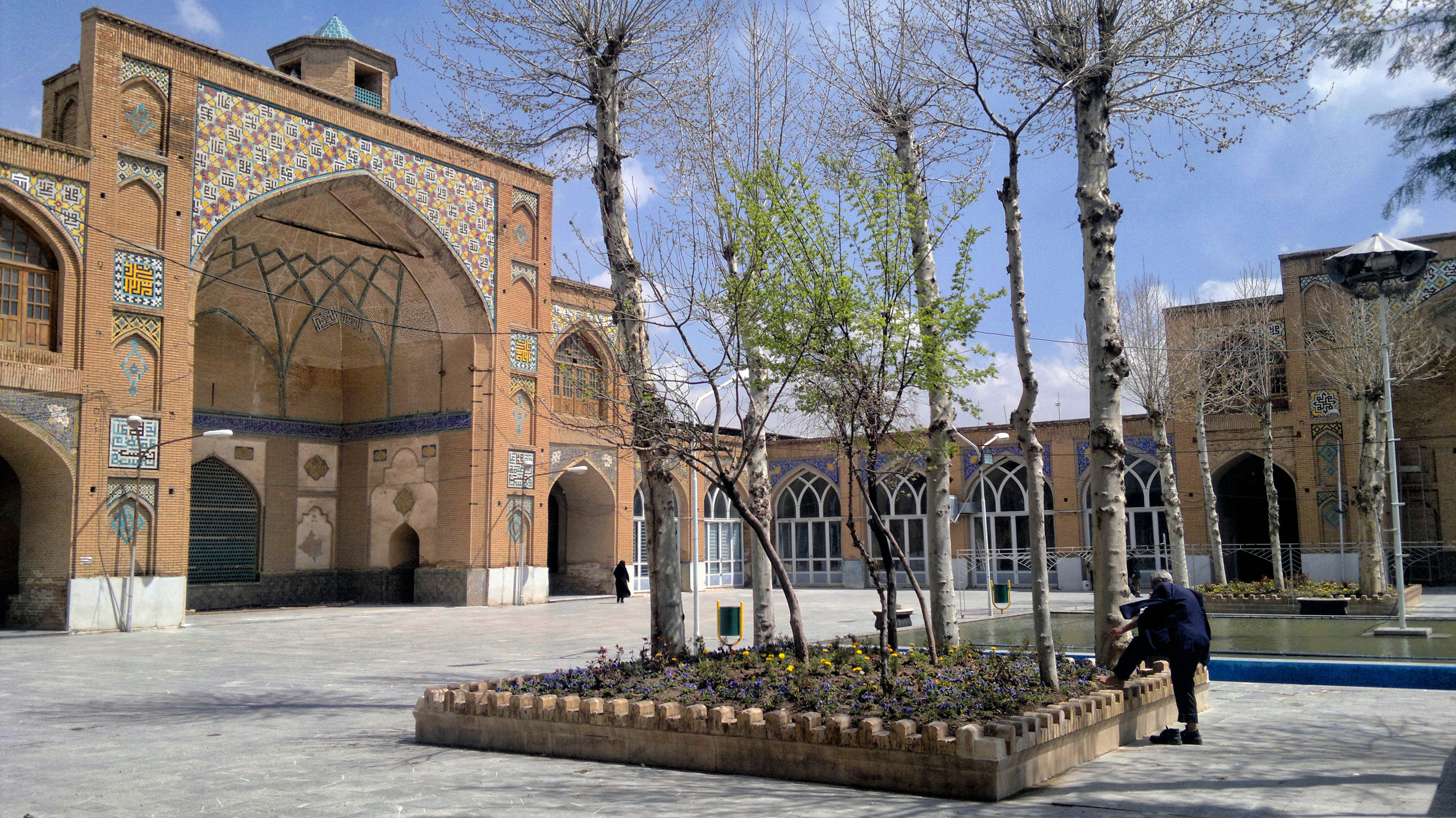FileGreat_Yard_of_Sultani_Mosque.jpg
