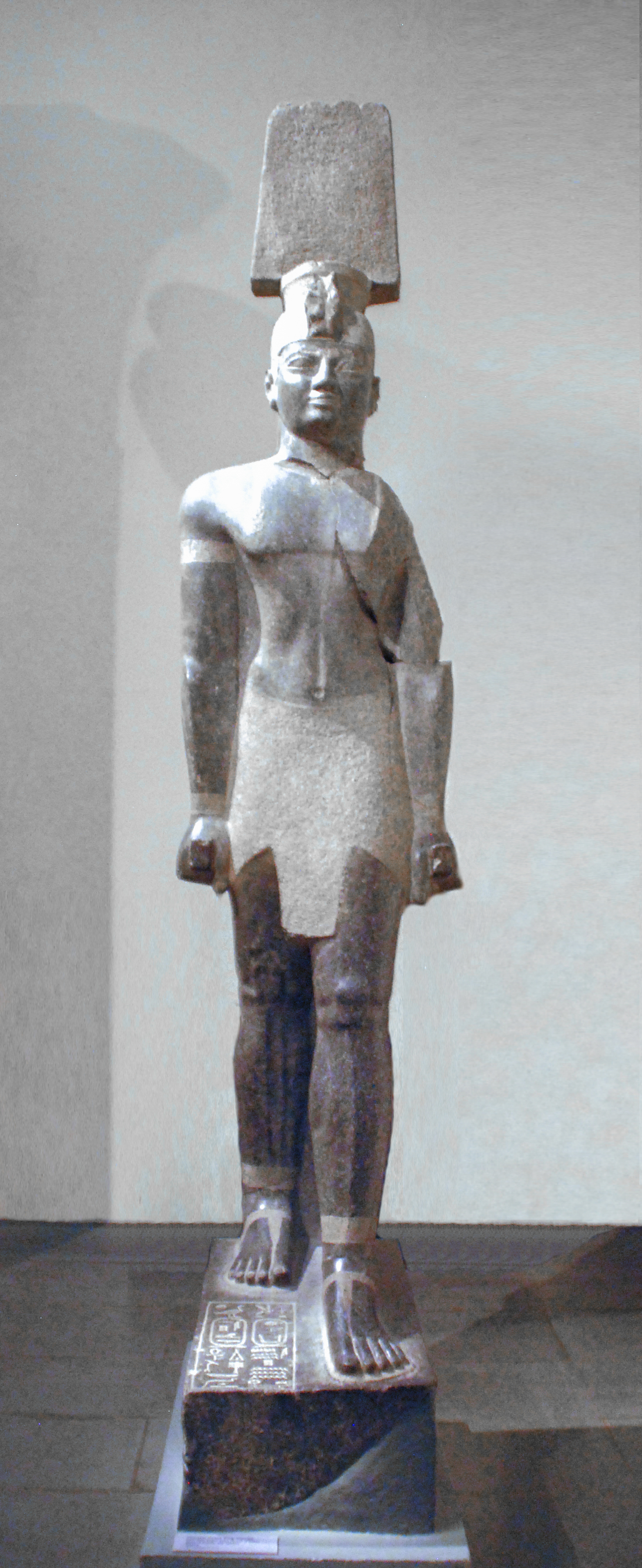 FileColossal_statue_of_King_Aspelta_MFA.jpg
