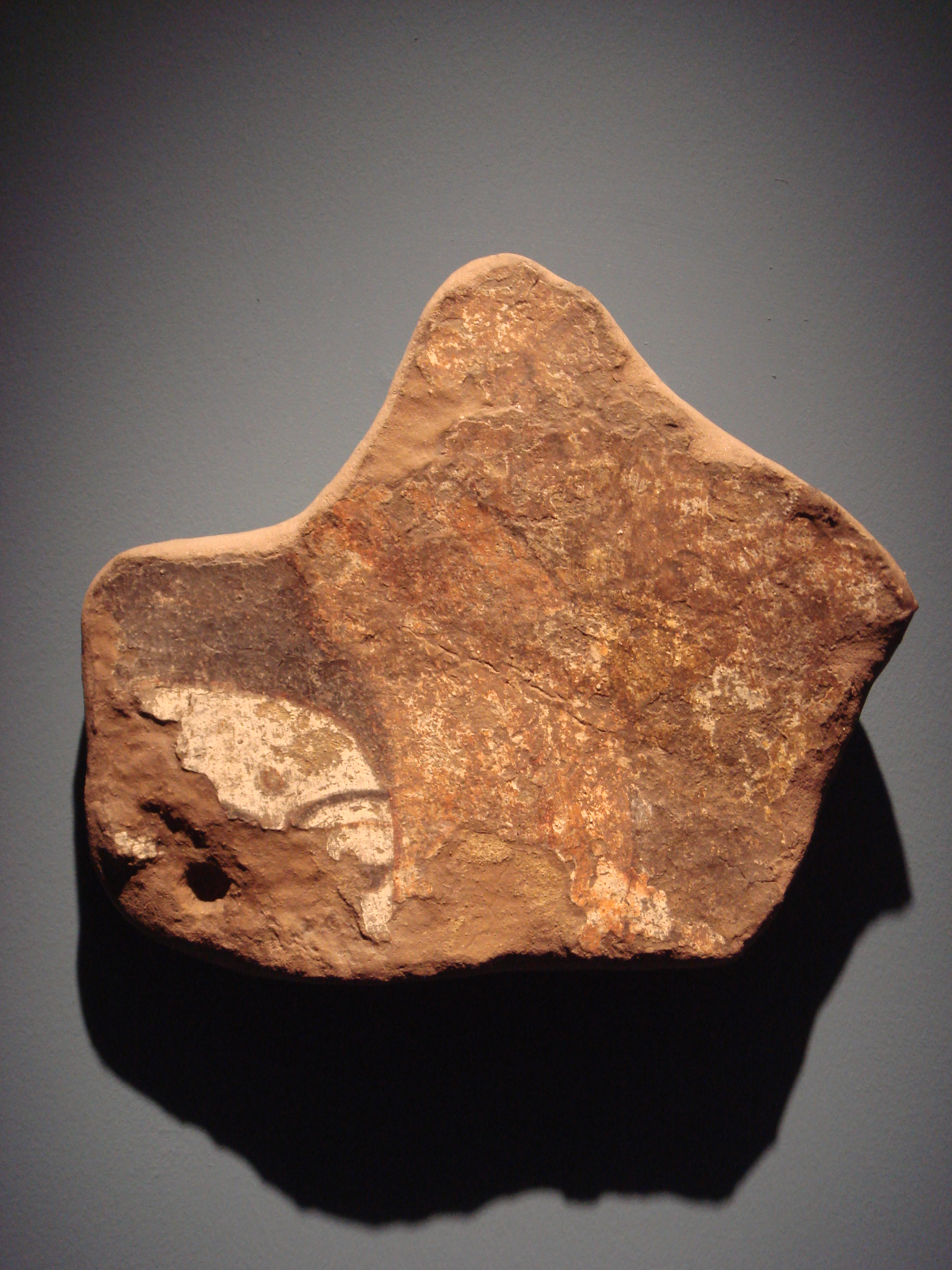 FileBuddha_head_Kafyr_Kala_Tajikistan_7th_century_CE.jpg