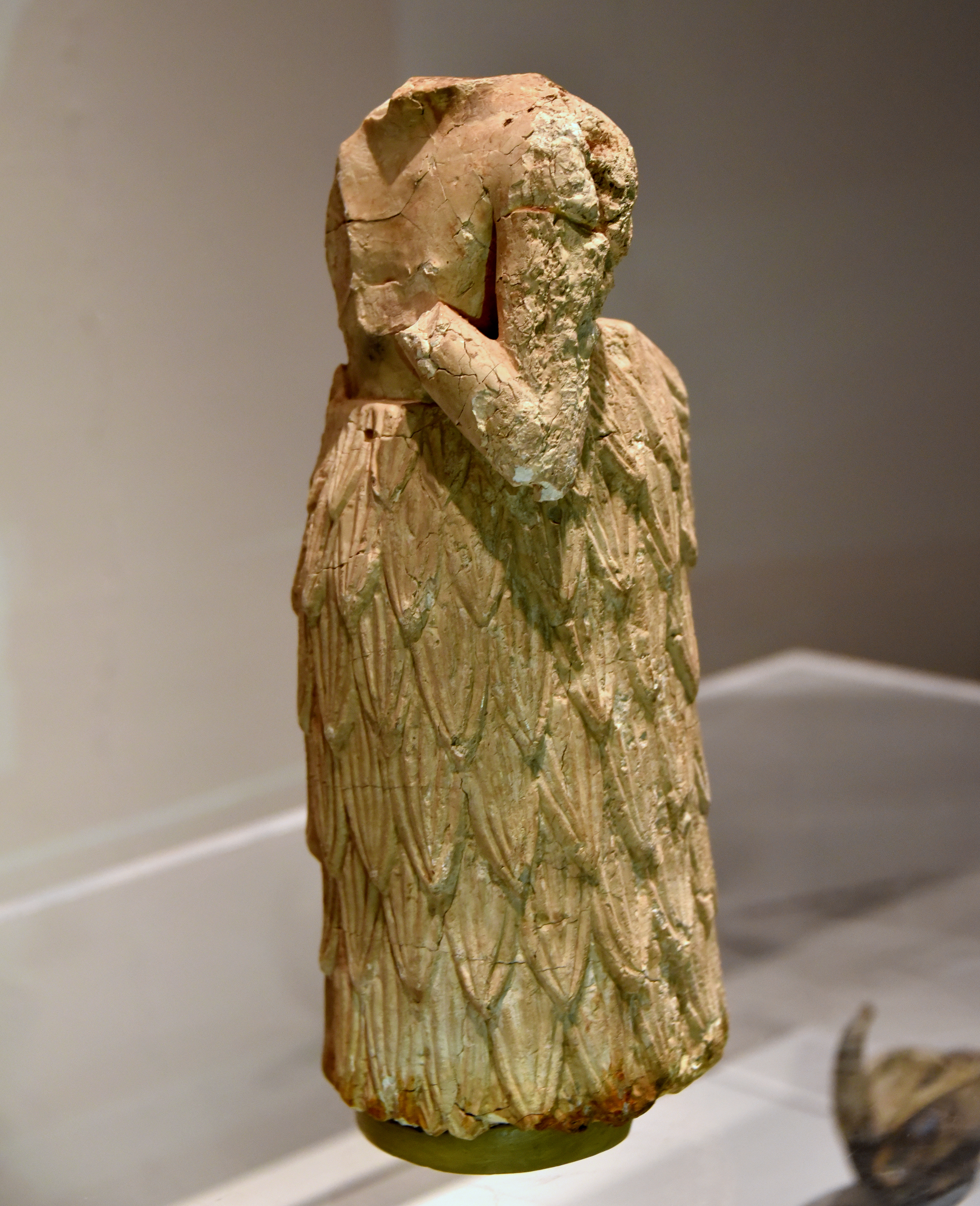 FileHeadless_statue_of_a_Sumerian_man_from_Khafajah_Early_Dynastic_Period_2900-2350_BCE._The_Sulaymaniyah_Museum.jpg