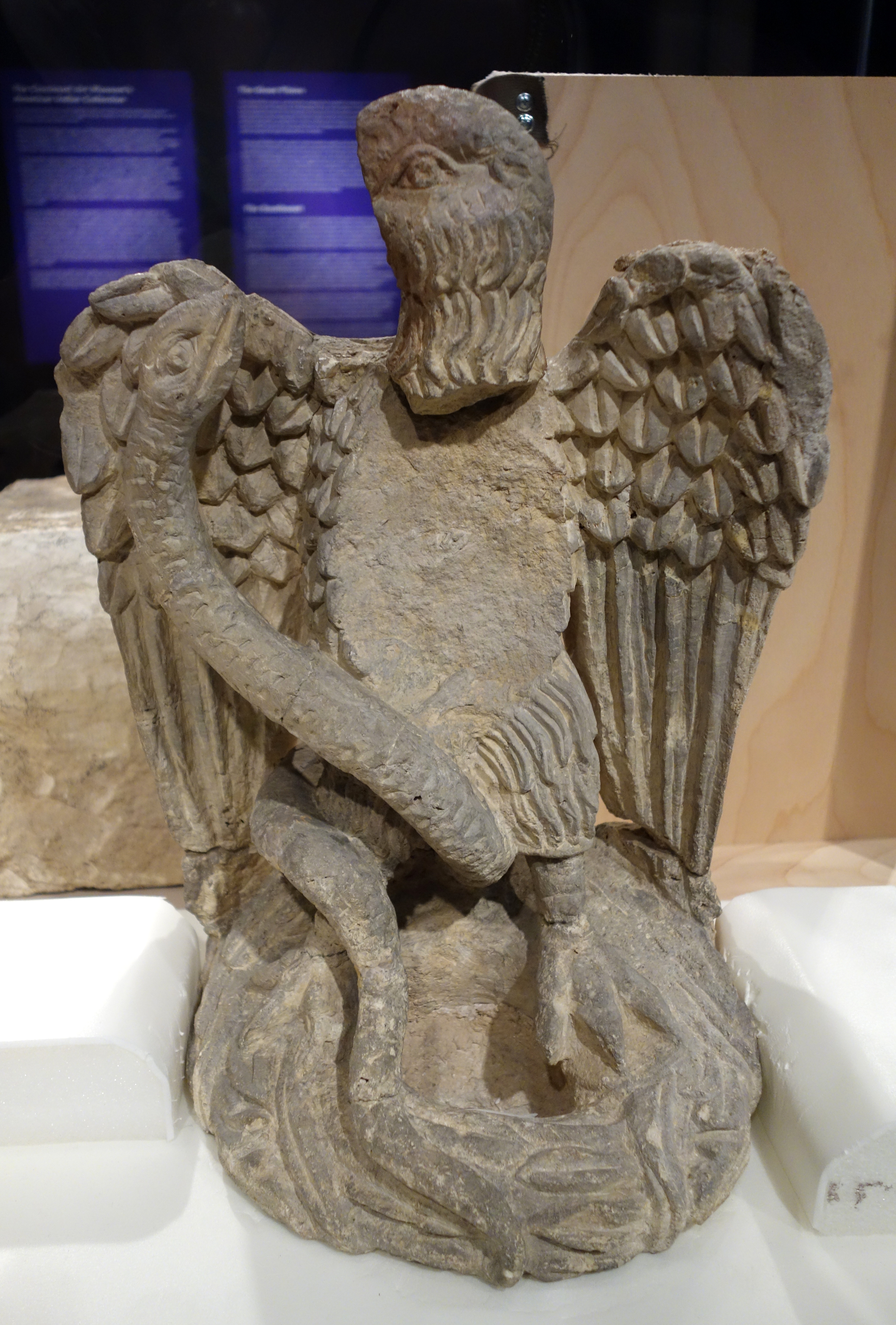 FileEagle_Wrestling_with_Serpent_Nabataean_Khirbet_Tannur_Petra_50-150_AD_limestone_-_Cincinnati_Art_Museum_-_DSC04361.JPG