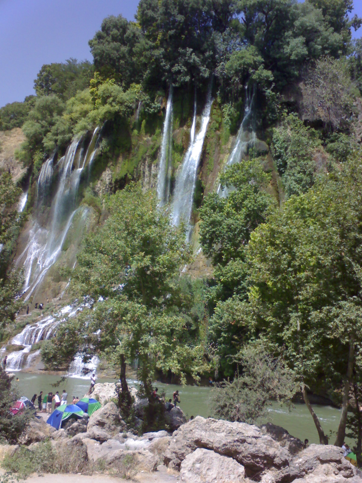 FileBisheh_waterfall.jpg