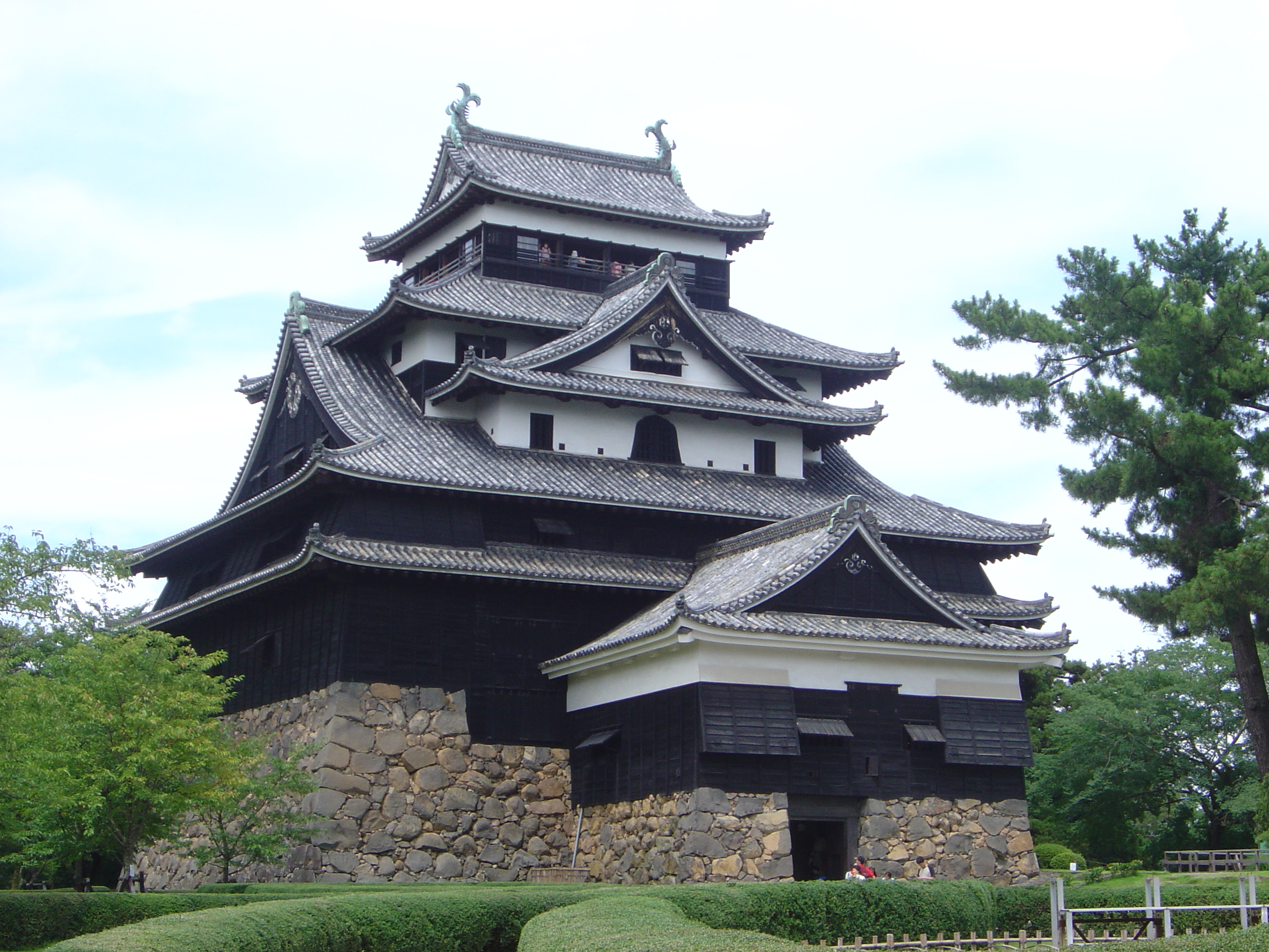 FileMatsue_castle_keep_DSC02052.jpg