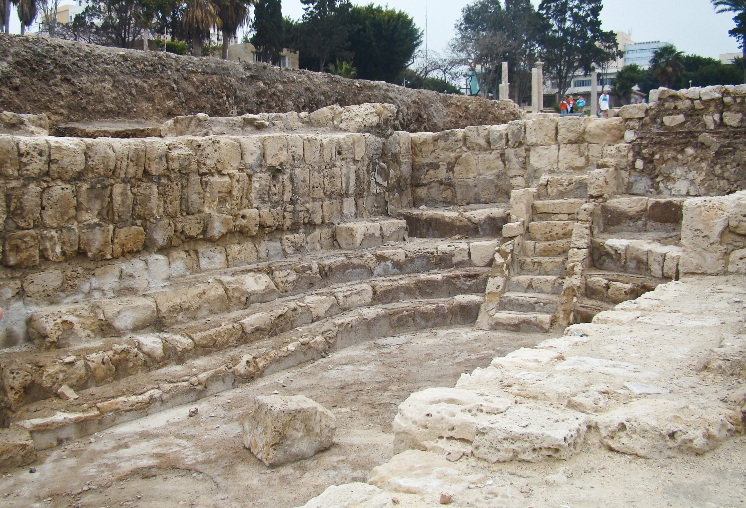 FileLecture_Halls_at_Kom_el_Dikka_III.jpg
