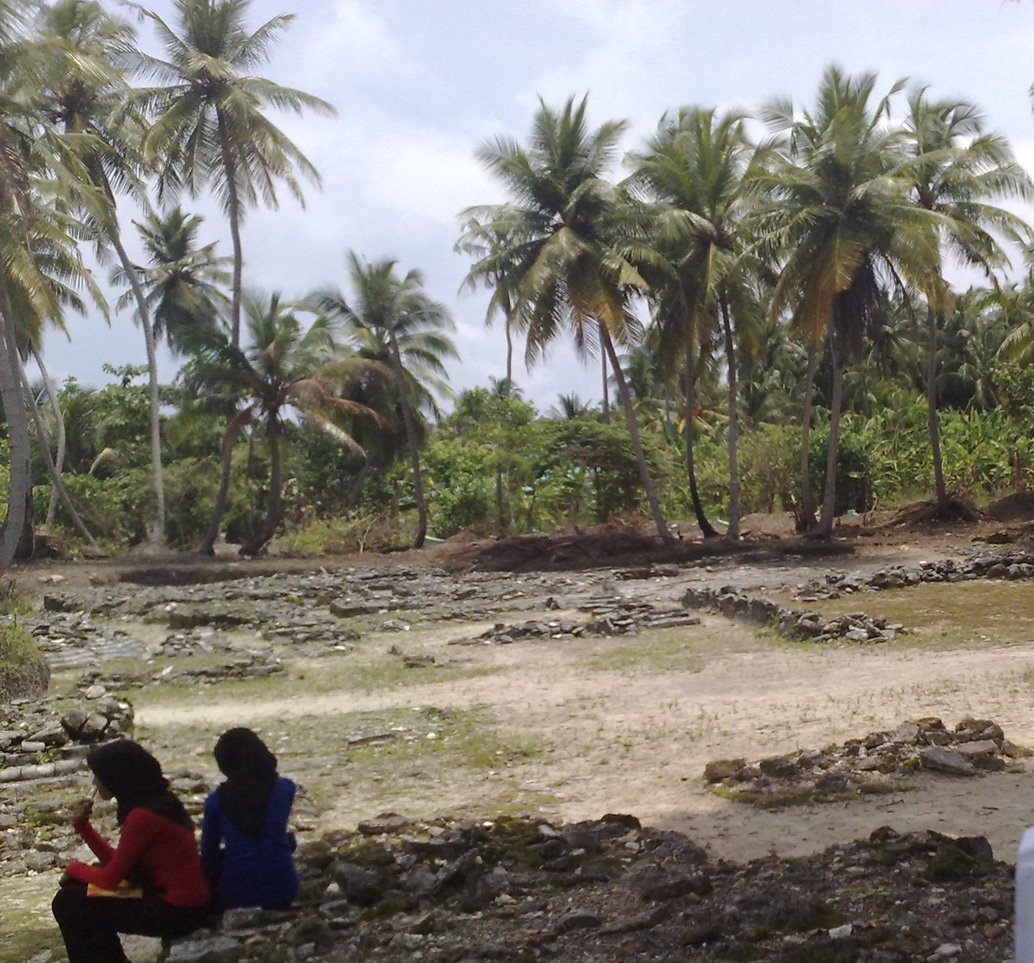 FileBuddhist_Monastery_in_K.Kaashidhoo_Maldives_Overview.jpg