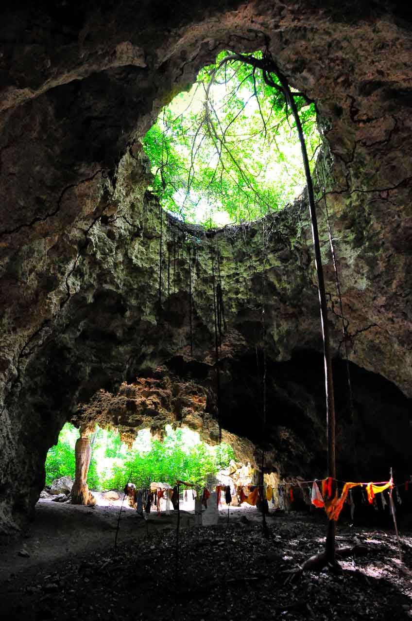 Kuumbi Cave