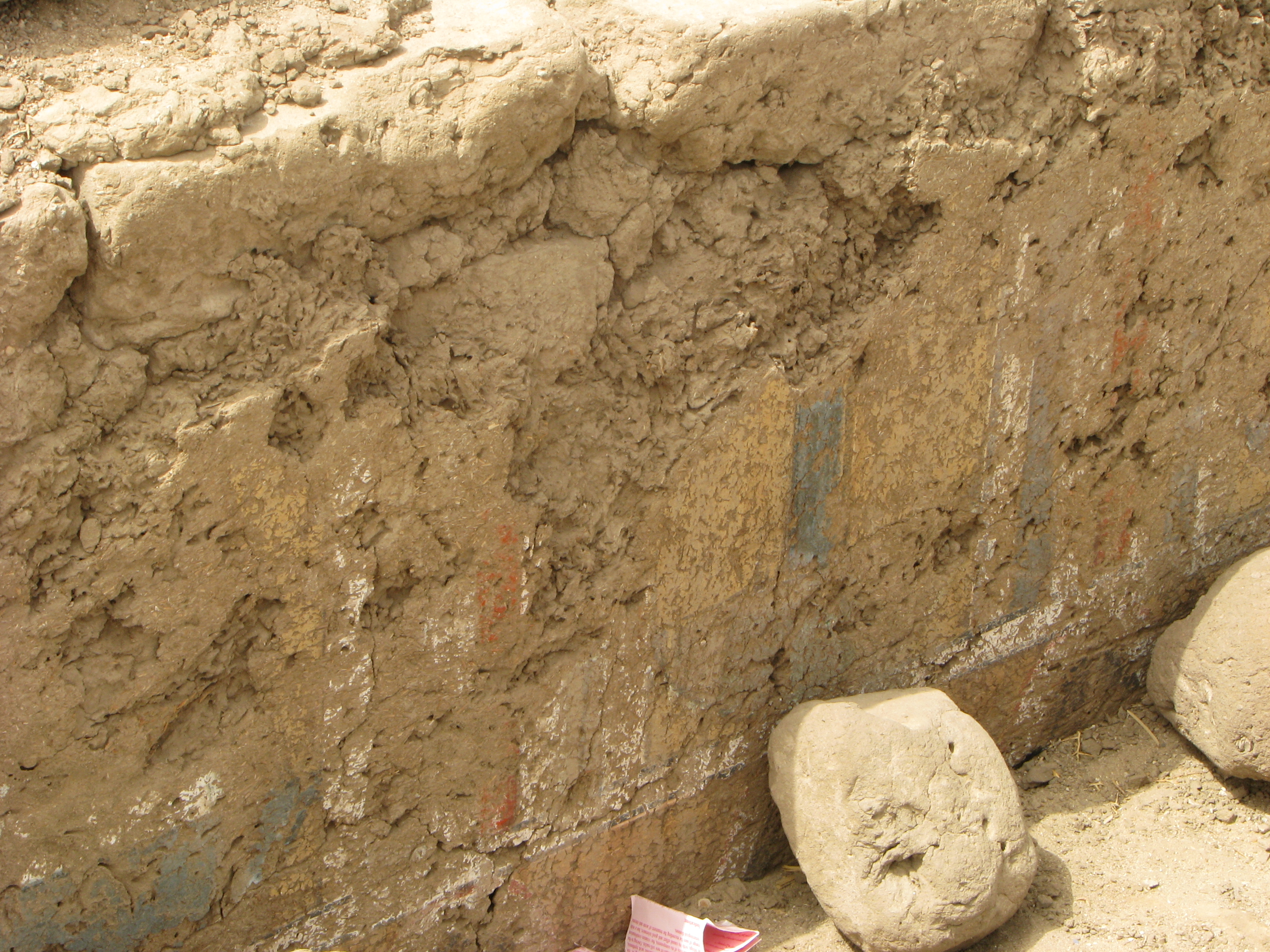 FileMalkata_wall_painting_remains.jpg