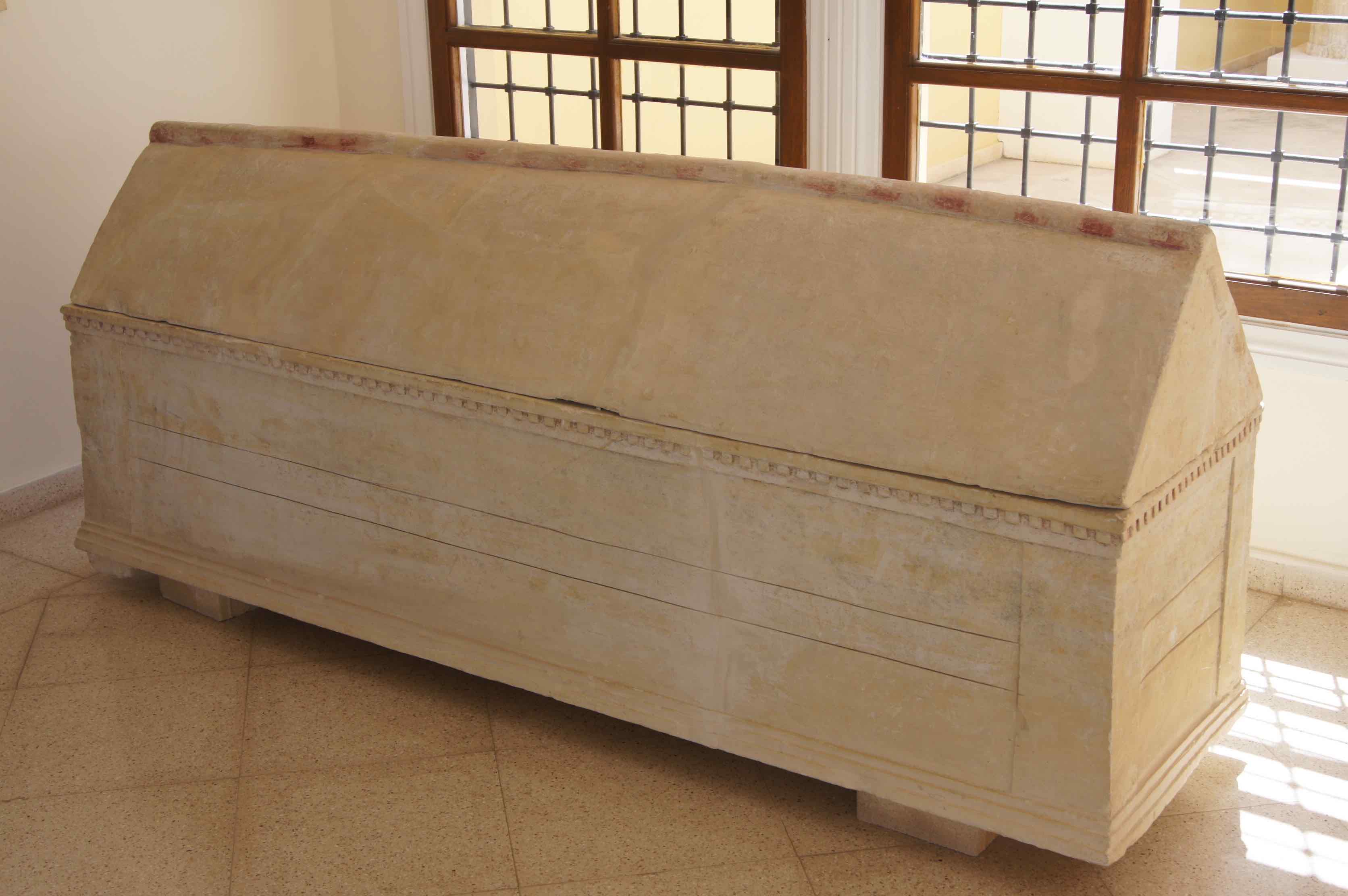 FileMarion_sarcophagus.jpg