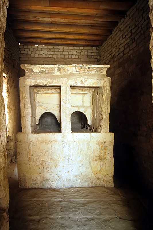 FileMadinatMadiTempleCChapel.jpg