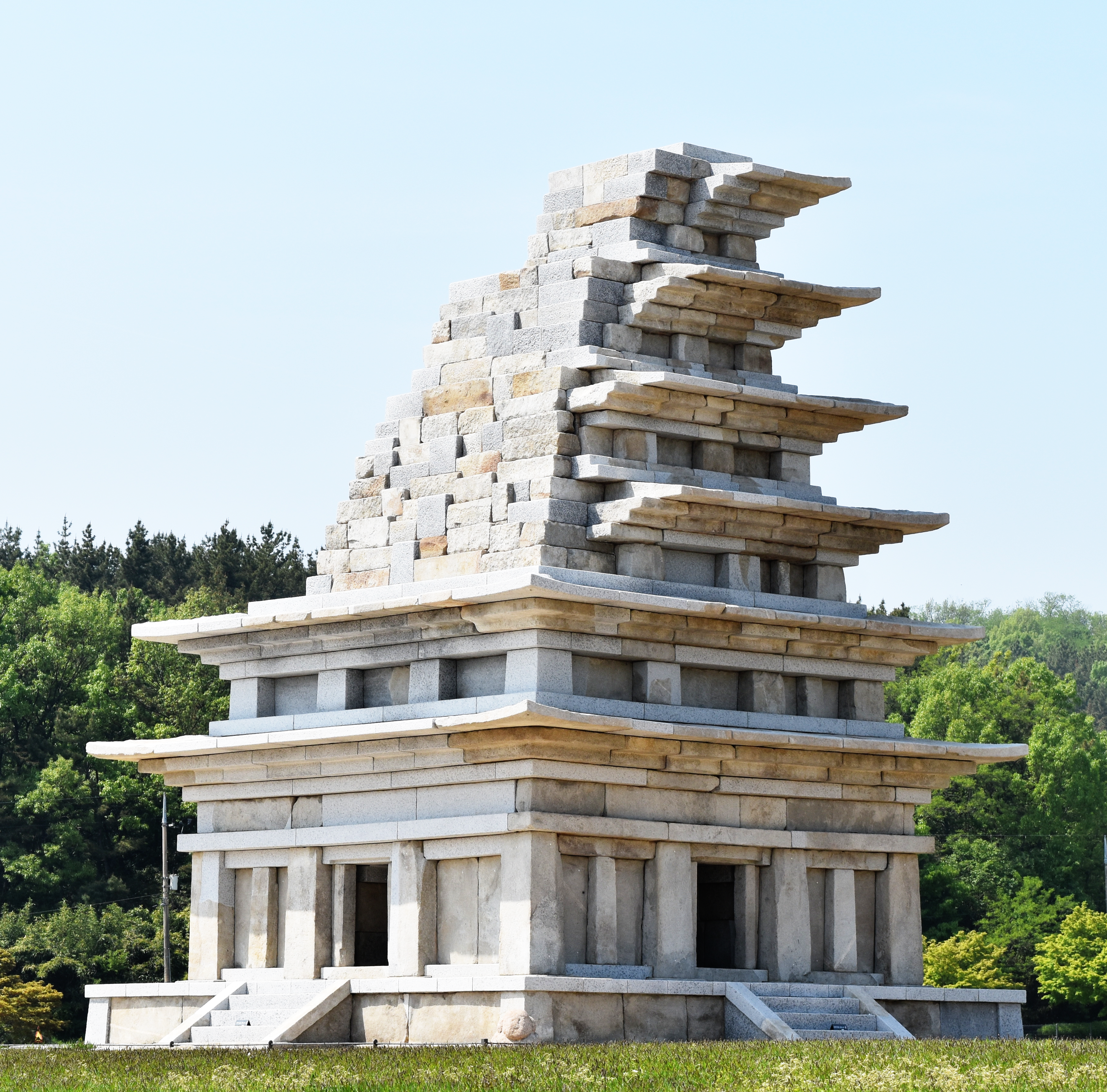 FileMireuksaji_Stone_Pagoda_20190505.png