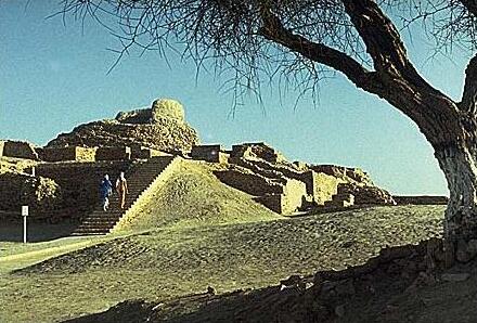 FileGhanghro_location_-_Mohenjo-daro.jpg
