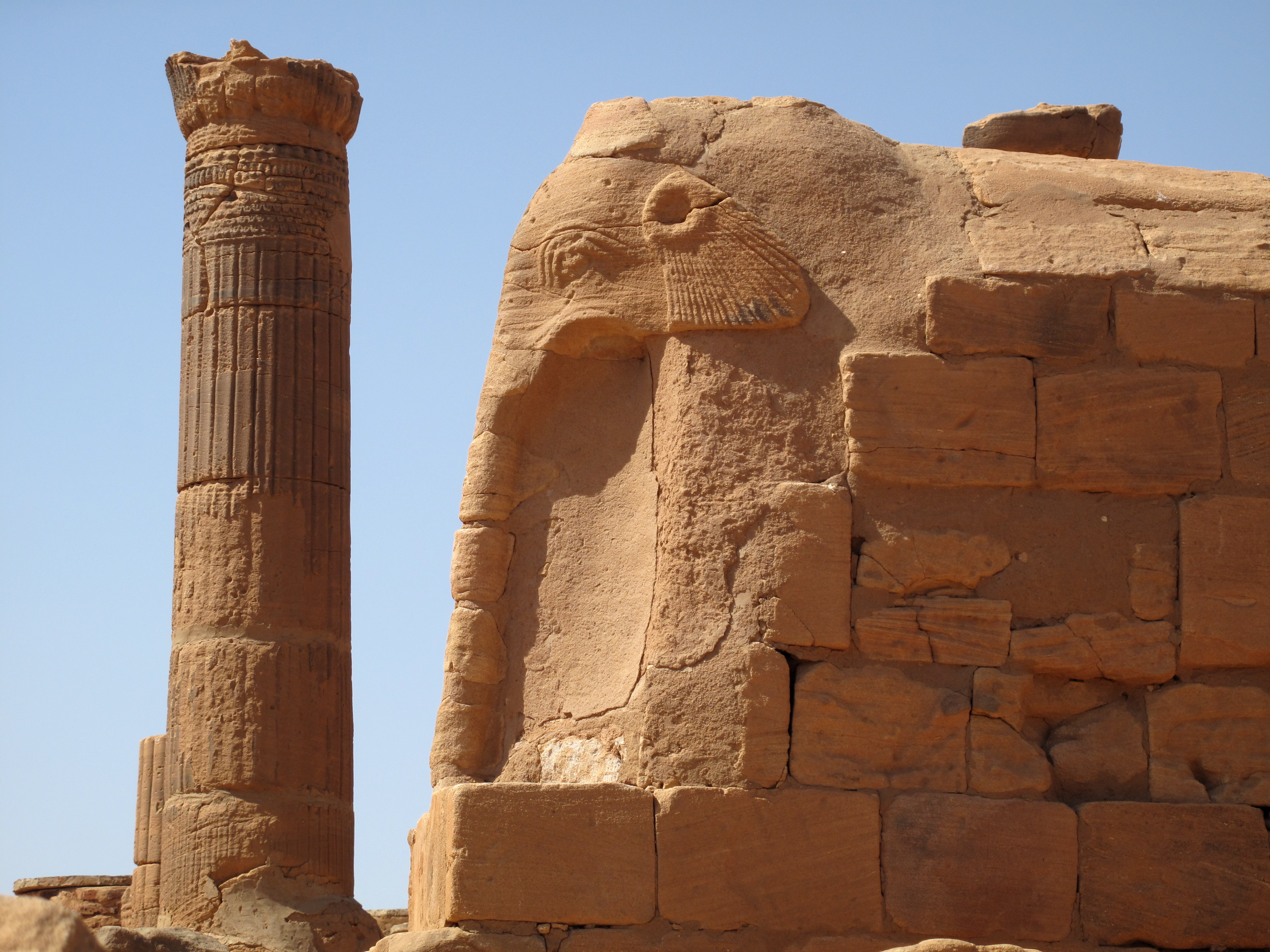 FileArchaeological_Sites_of_the_Island_of_Meroe-114985.jpg