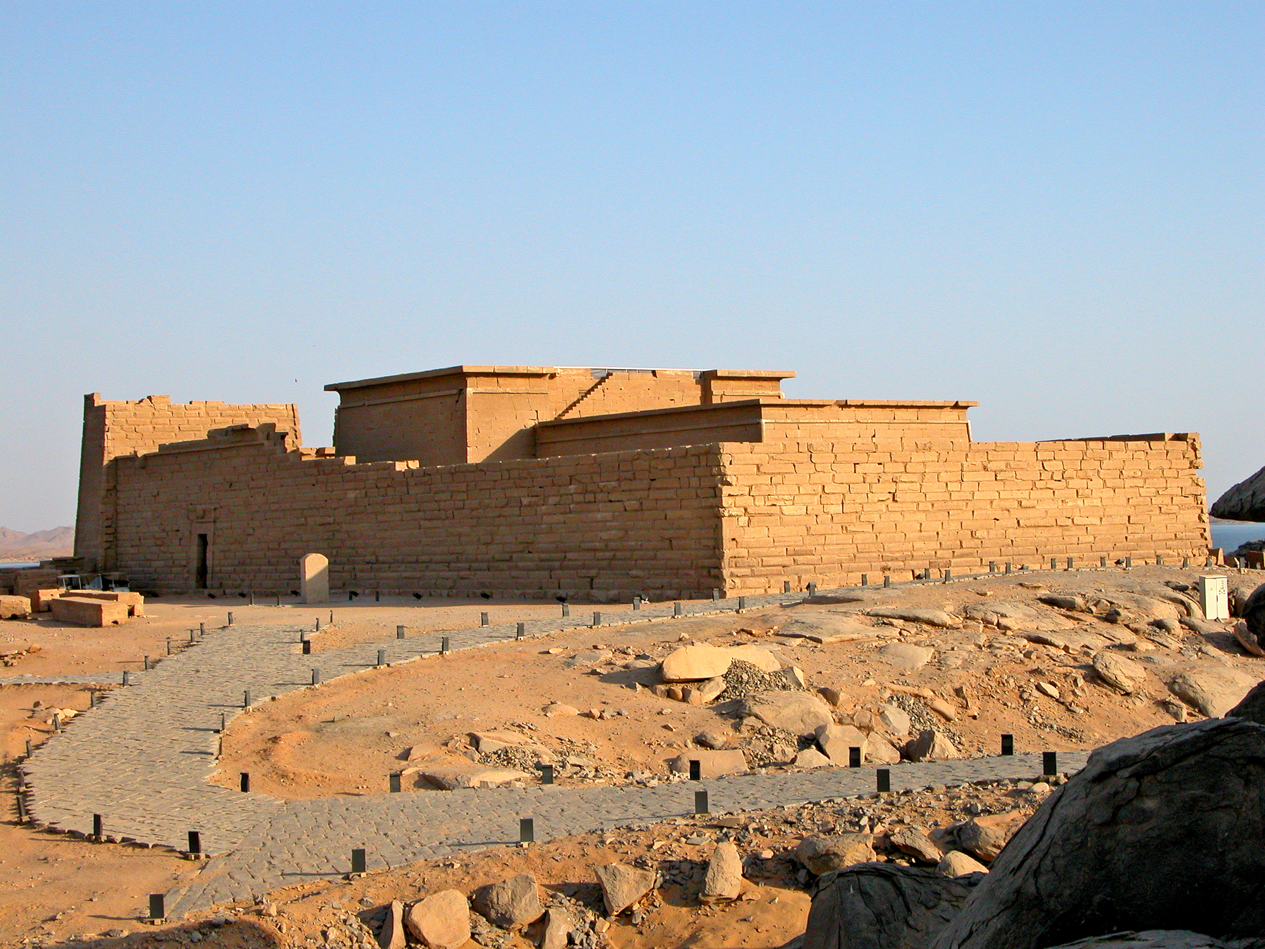 FileThe_Temple_of_Kalabsha_by_Dennis_G._Jarvis.jpg