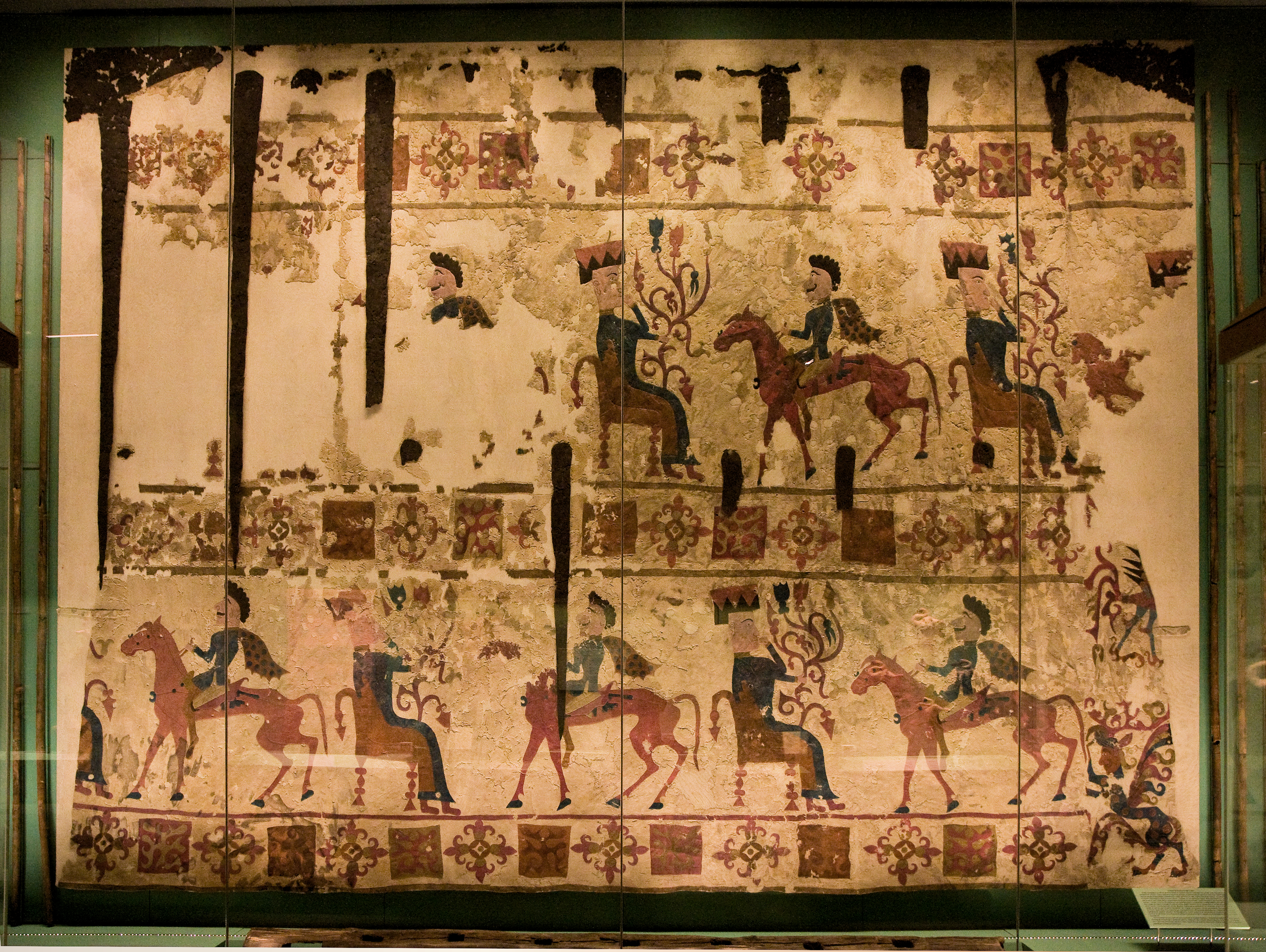 FileAncient_Siberian_tapestry_Hermitage_Museum_St._Petersburg.jpg