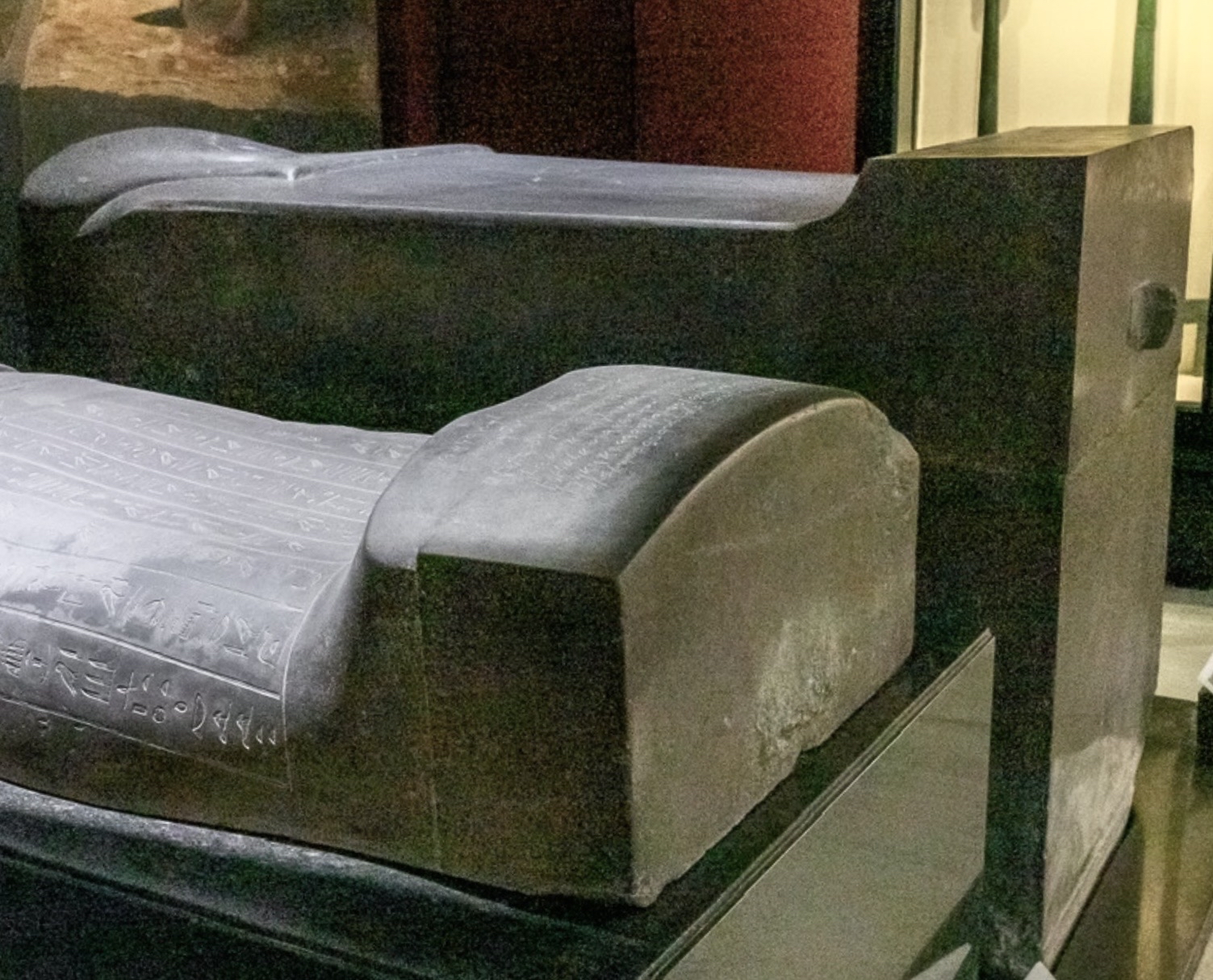 FileAmoashtart_sarcophagus_in_the_Istanbul_Archaeology_Museum_2023_02.jpg