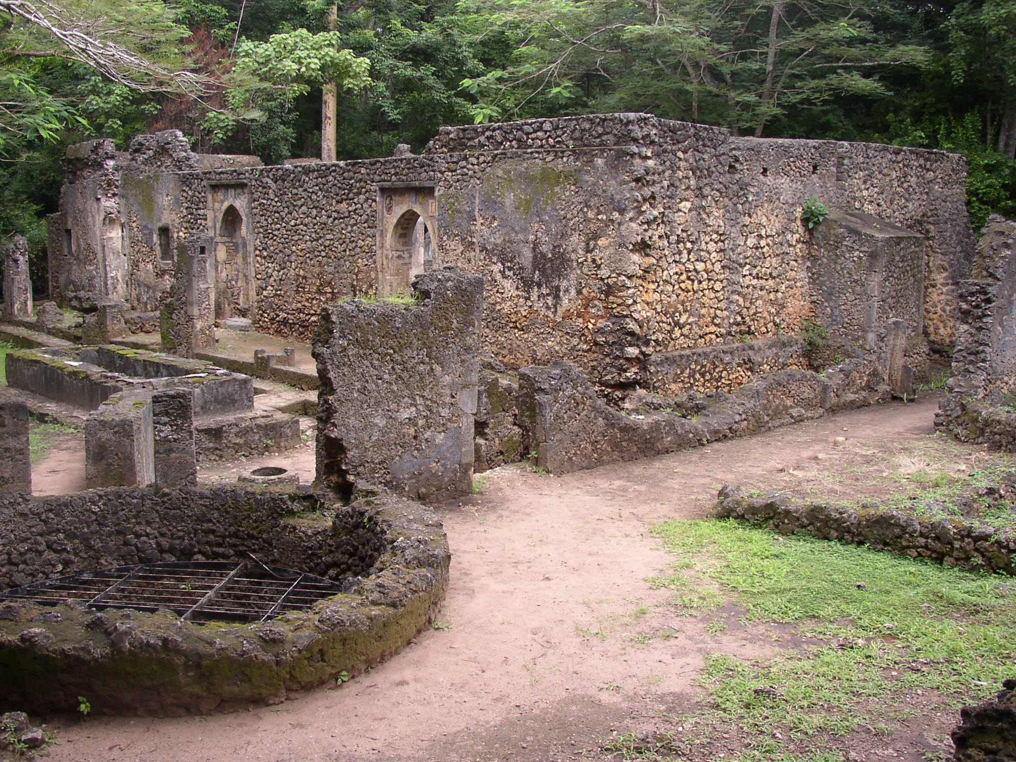 FileGreat_Mosque_of_Gede.jpg