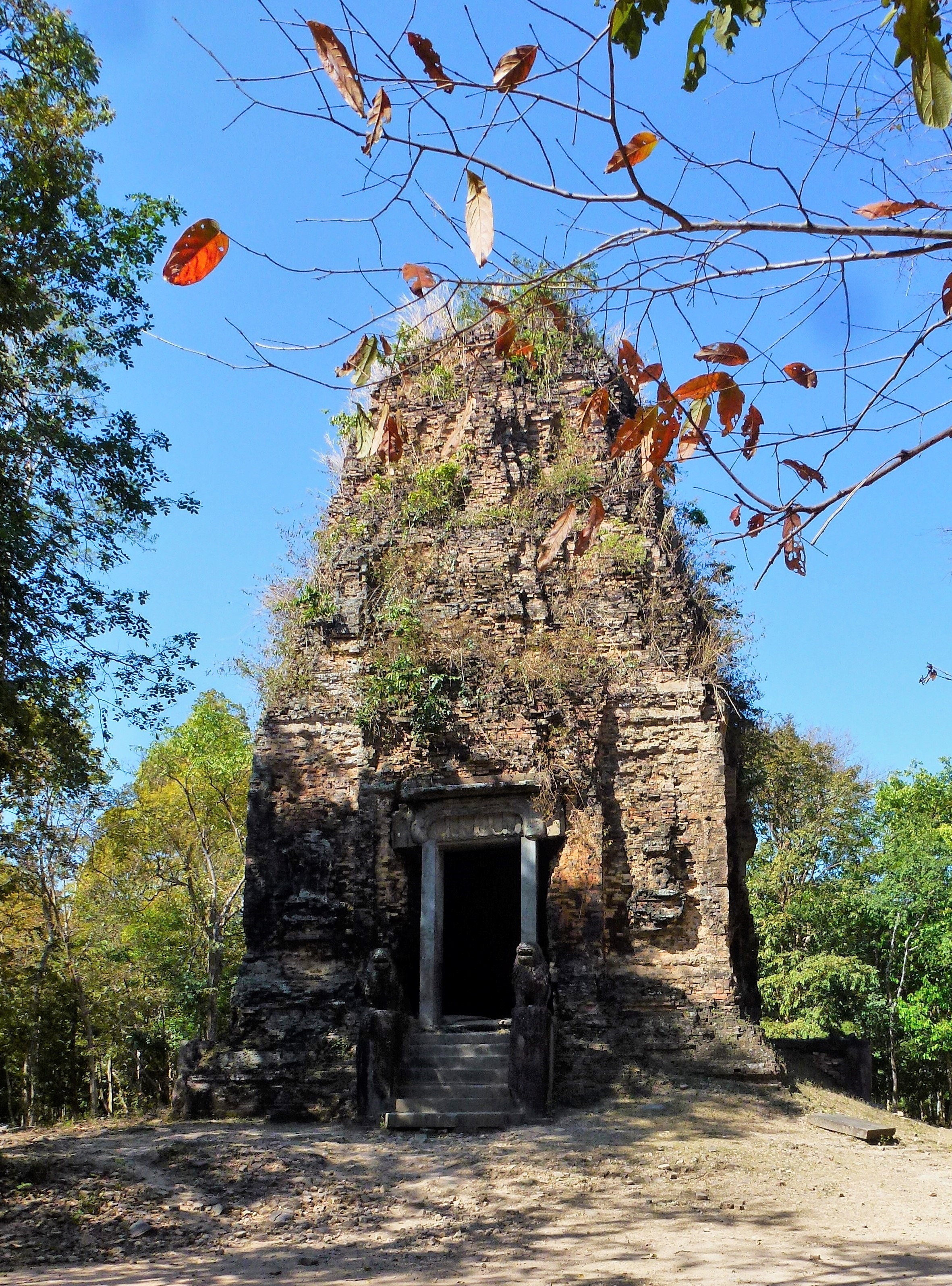 FilePrasat_Boram_Cambodia_en_2014.jpg