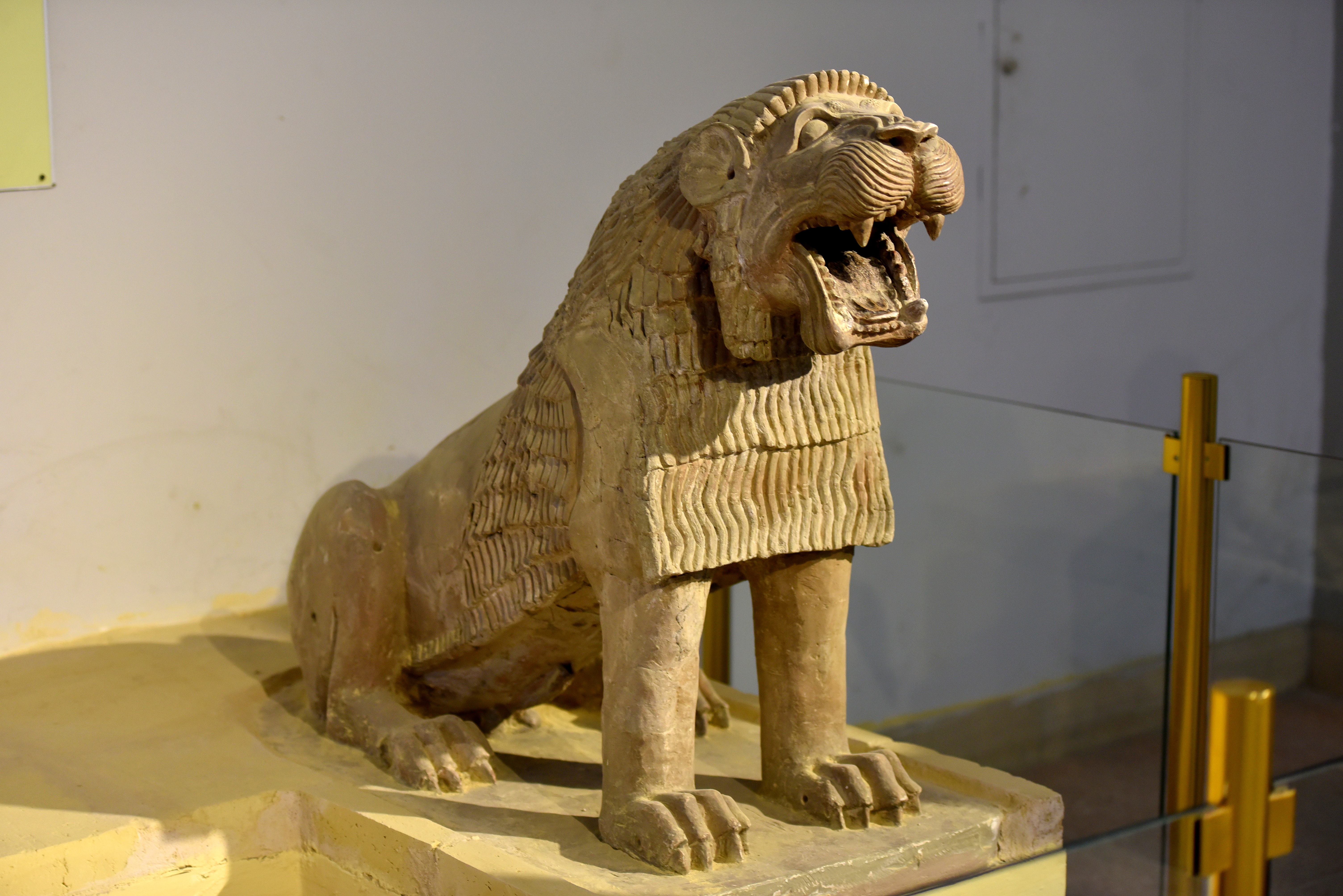 FileTerracotta_lion_from_Tell_Harmal_Iraq_Museum.jpg