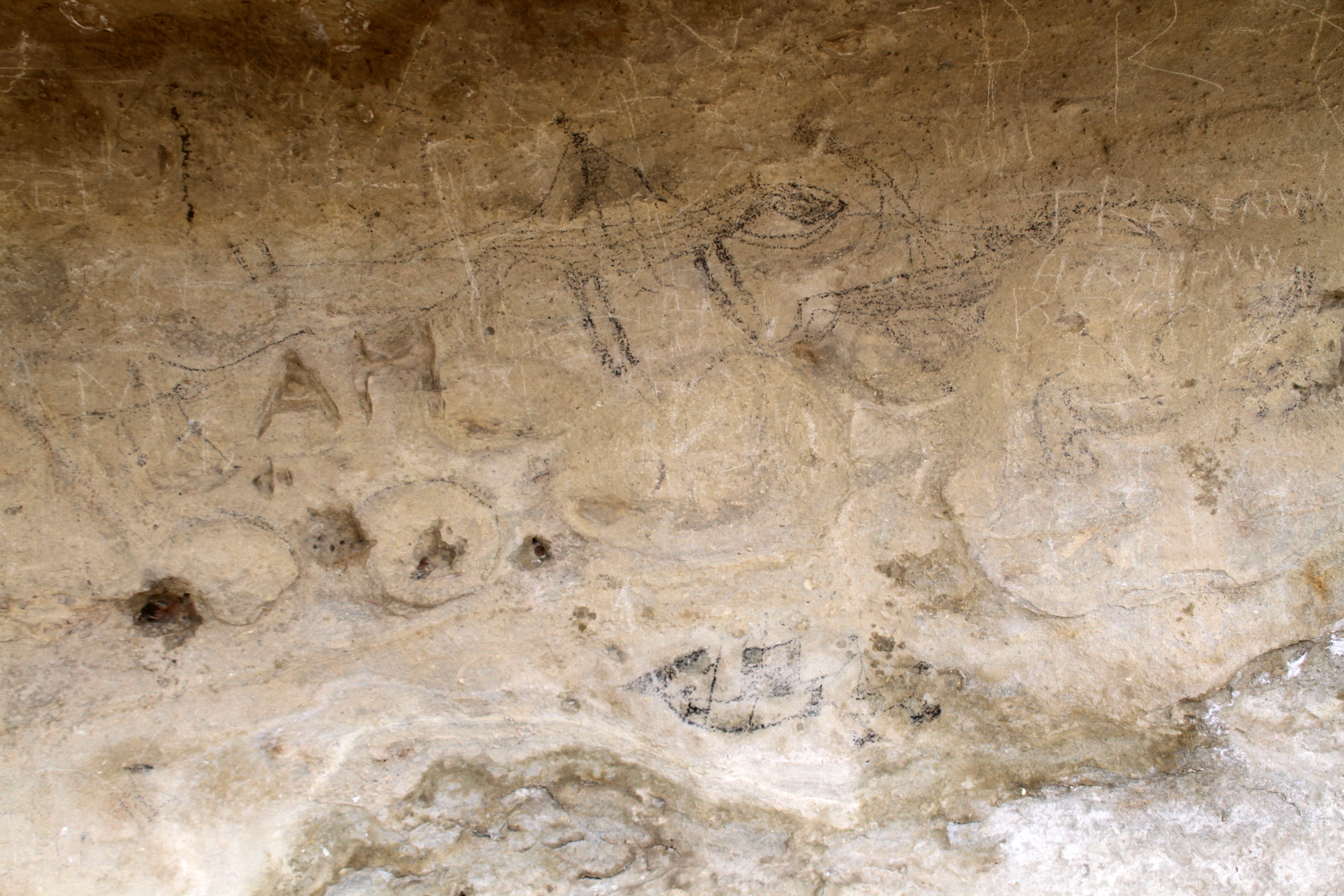 FileTakiroa_Rock_Art_2_31287773262.jpg