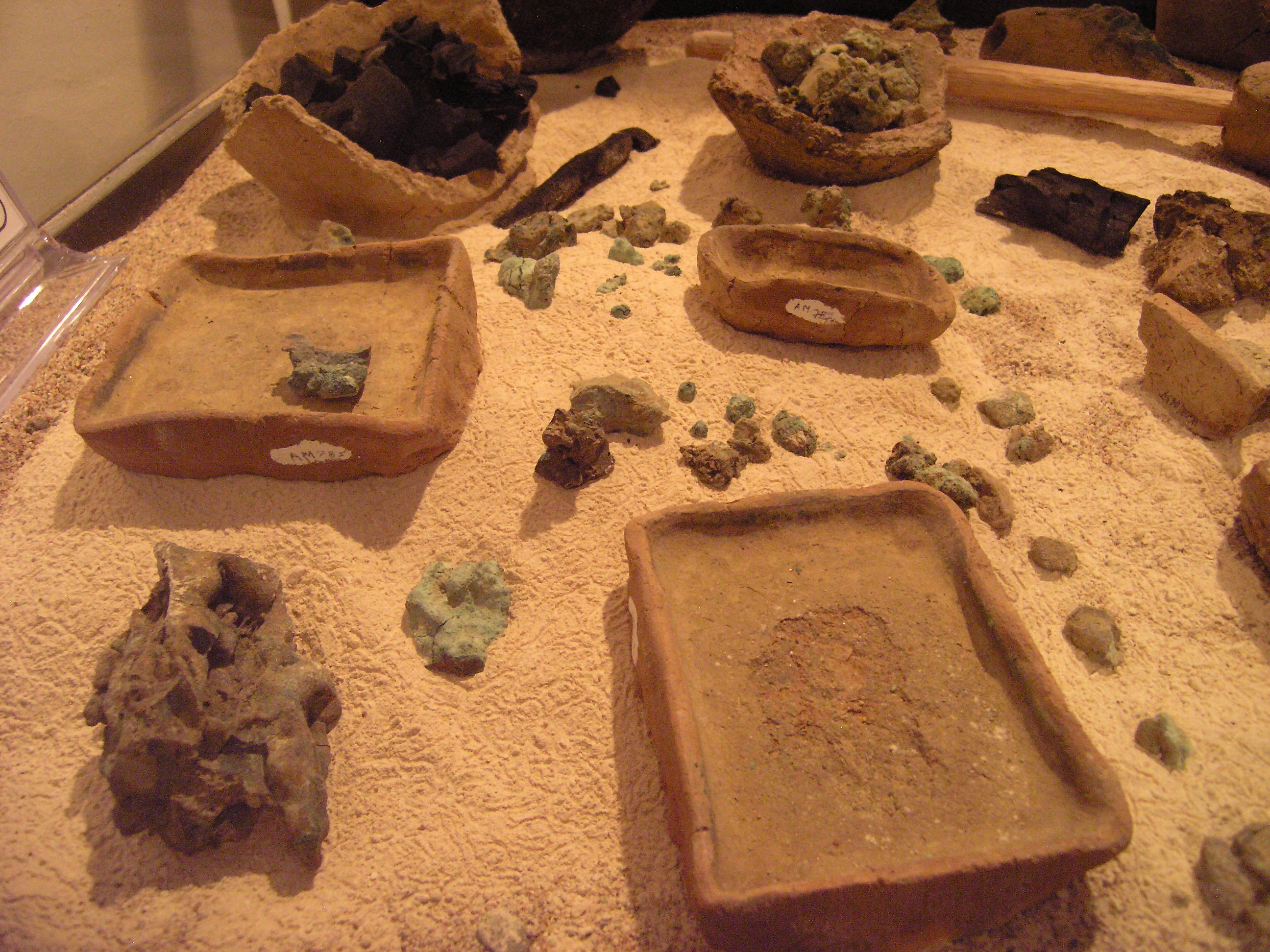 FileAqaba-Museum_Tall_Hujayrat_06.jpg